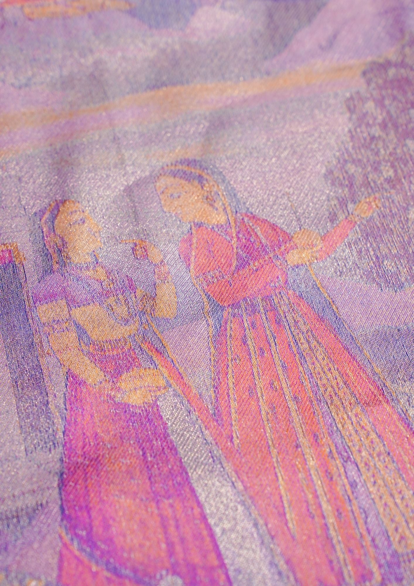 "VIRASAT 206" Banarasi Shades Of Purple & Pink Pure Rangkat Meenakari Saree With Art Motifs