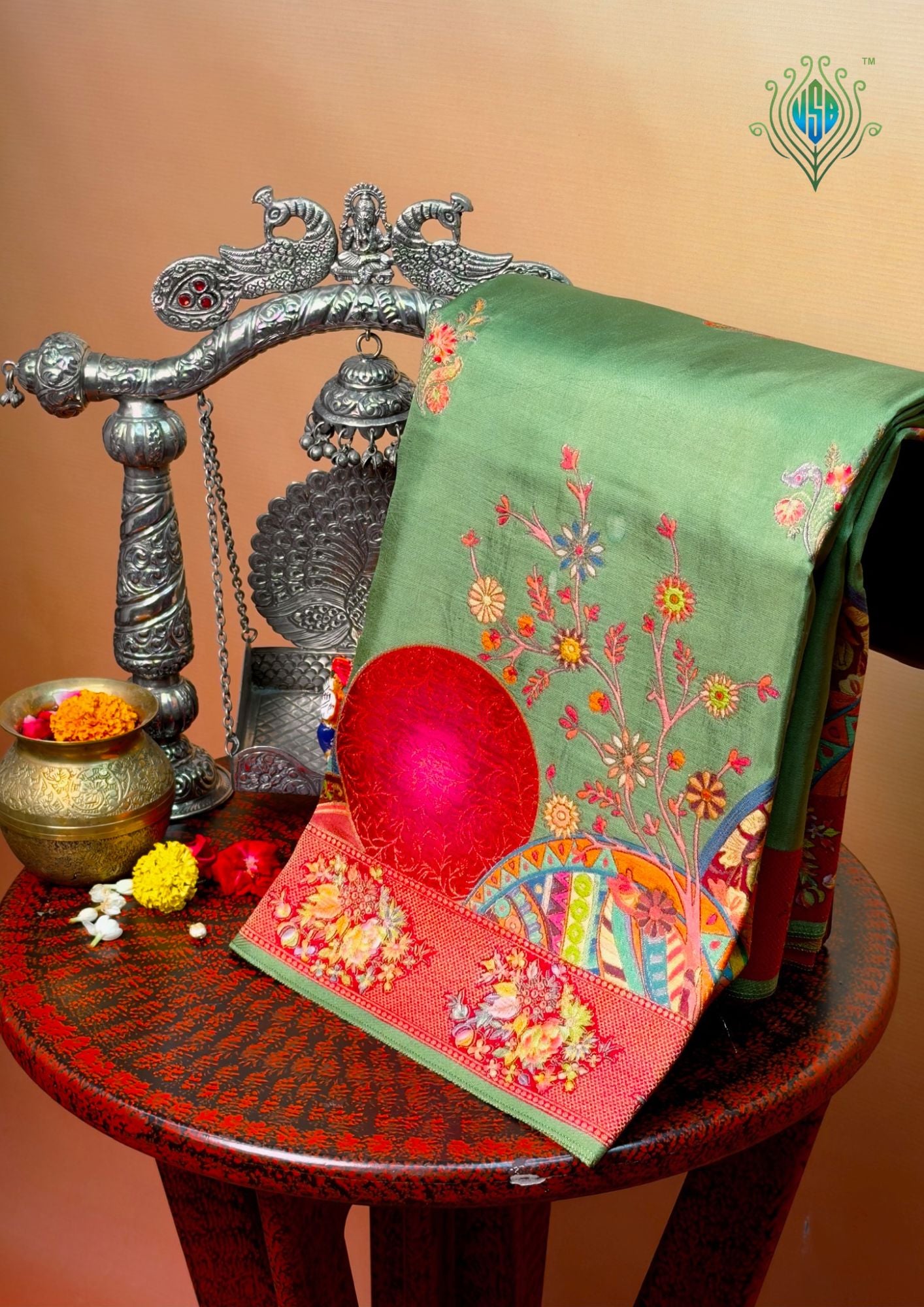 UTSAV BANARAS 476H: Deep Blue Butter Silk Saree with Royal Paisley Position Print & Contrast Blouse