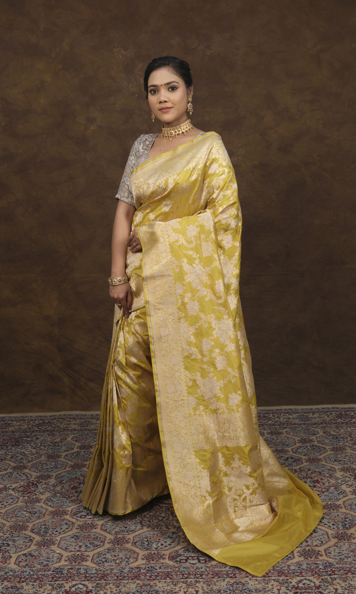 "VIRASAT 164" Banarasi Jangla Jaal Saree: Woven with Pure Gold Rupa Zari and A-Grade Silk
