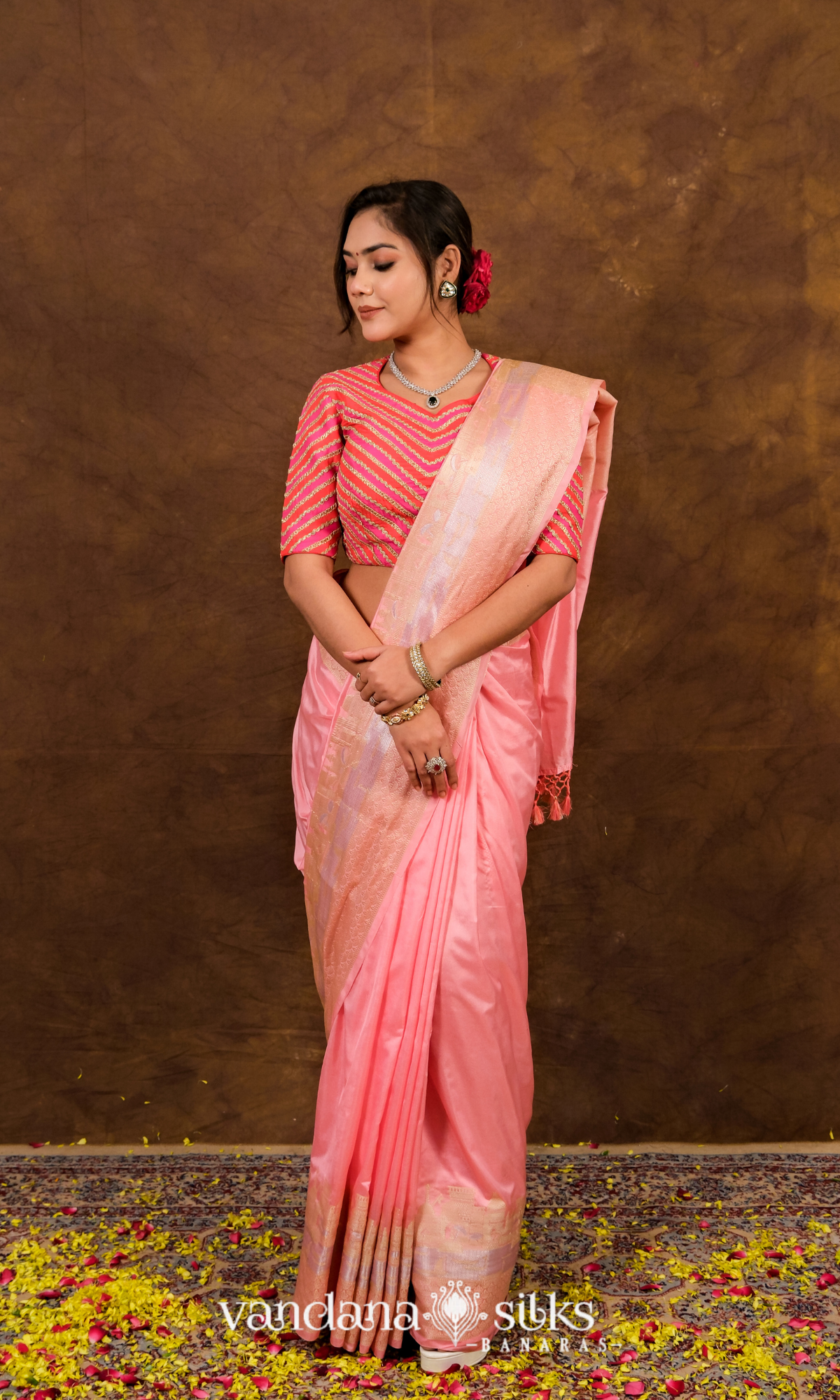 "Bhavya" Peach Kashi Ghat Banarasi Silk Saree