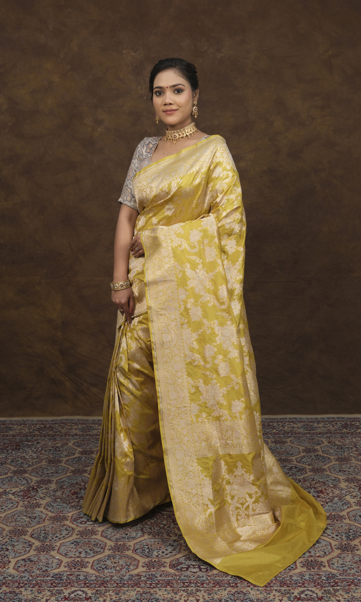 "VIRASAT 164" Banarasi Jangla Jaal Saree: Woven with Pure Gold Rupa Zari and A-Grade Silk