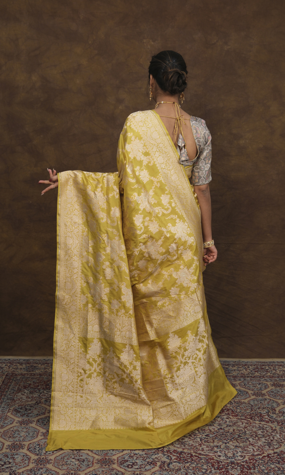 "VIRASAT 164" Banarasi Jangla Jaal Saree: Woven with Pure Gold Rupa Zari and A-Grade Silk