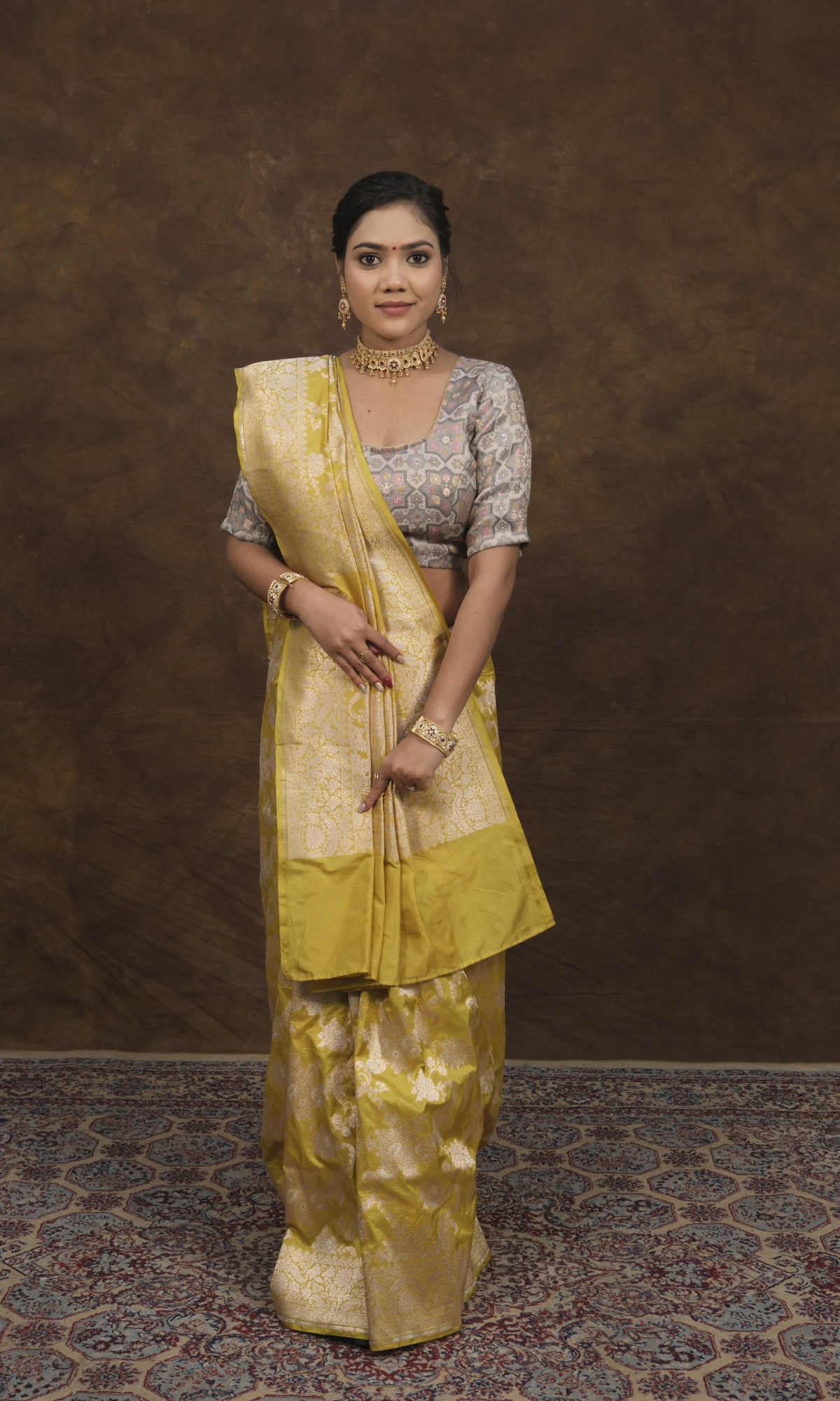 "VIRASAT 164" Banarasi Jangla Jaal Saree: Woven with Pure Gold Rupa Zari and A-Grade Silk