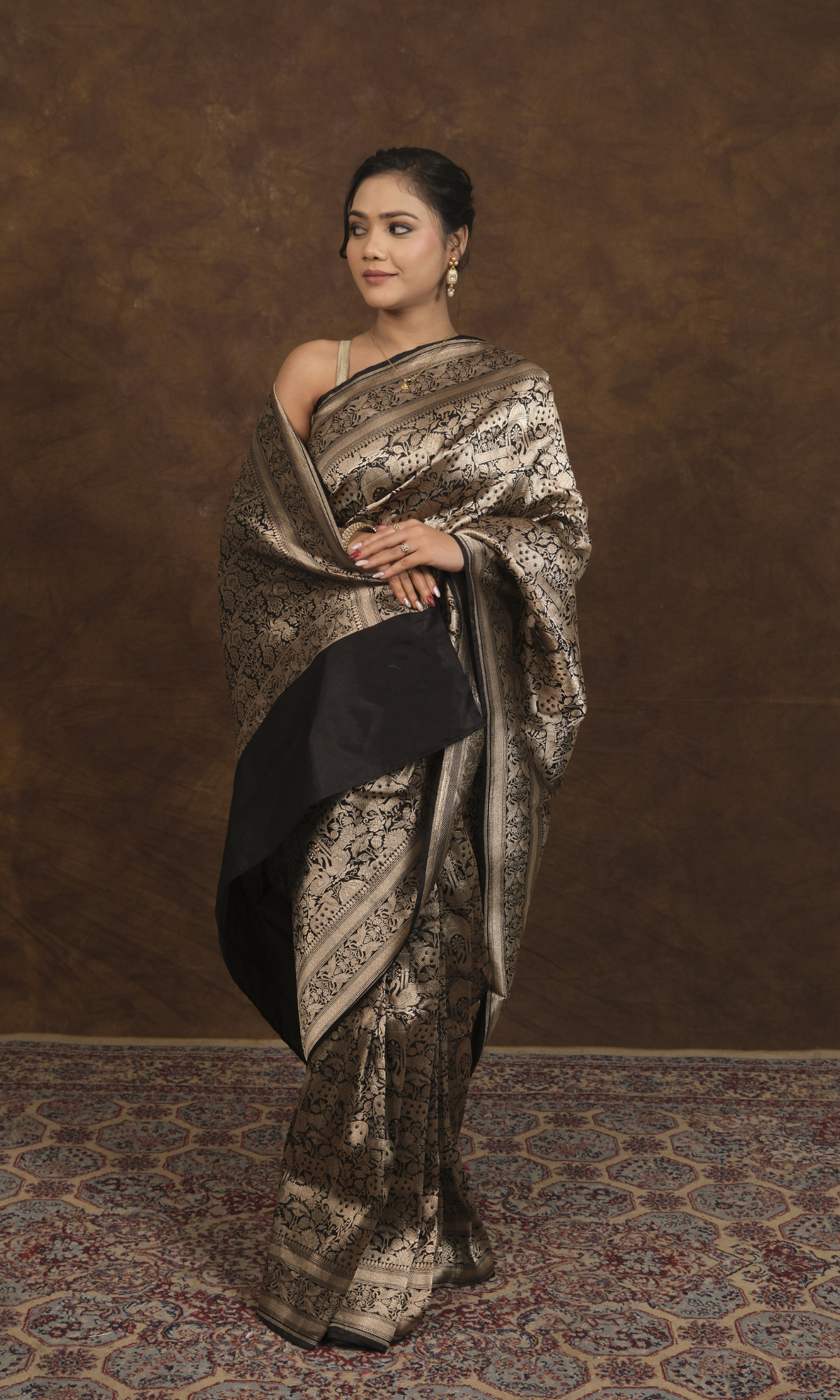 "VIRASAT 160" Pure Banarasi Handloom Silk Brocade Saree: A Masterpiece of Jamewar Technique