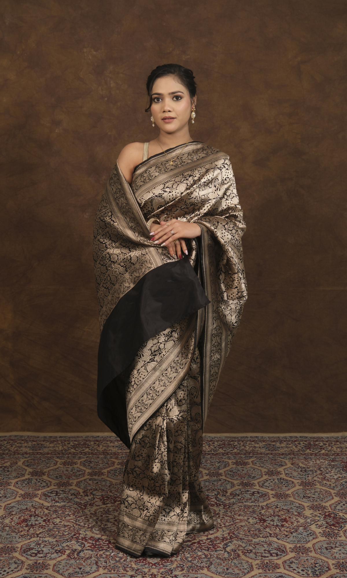 "VIRASAT 160" Pure Banarasi Handloom Silk Brocade Saree: A Masterpiece of Jamewar Technique
