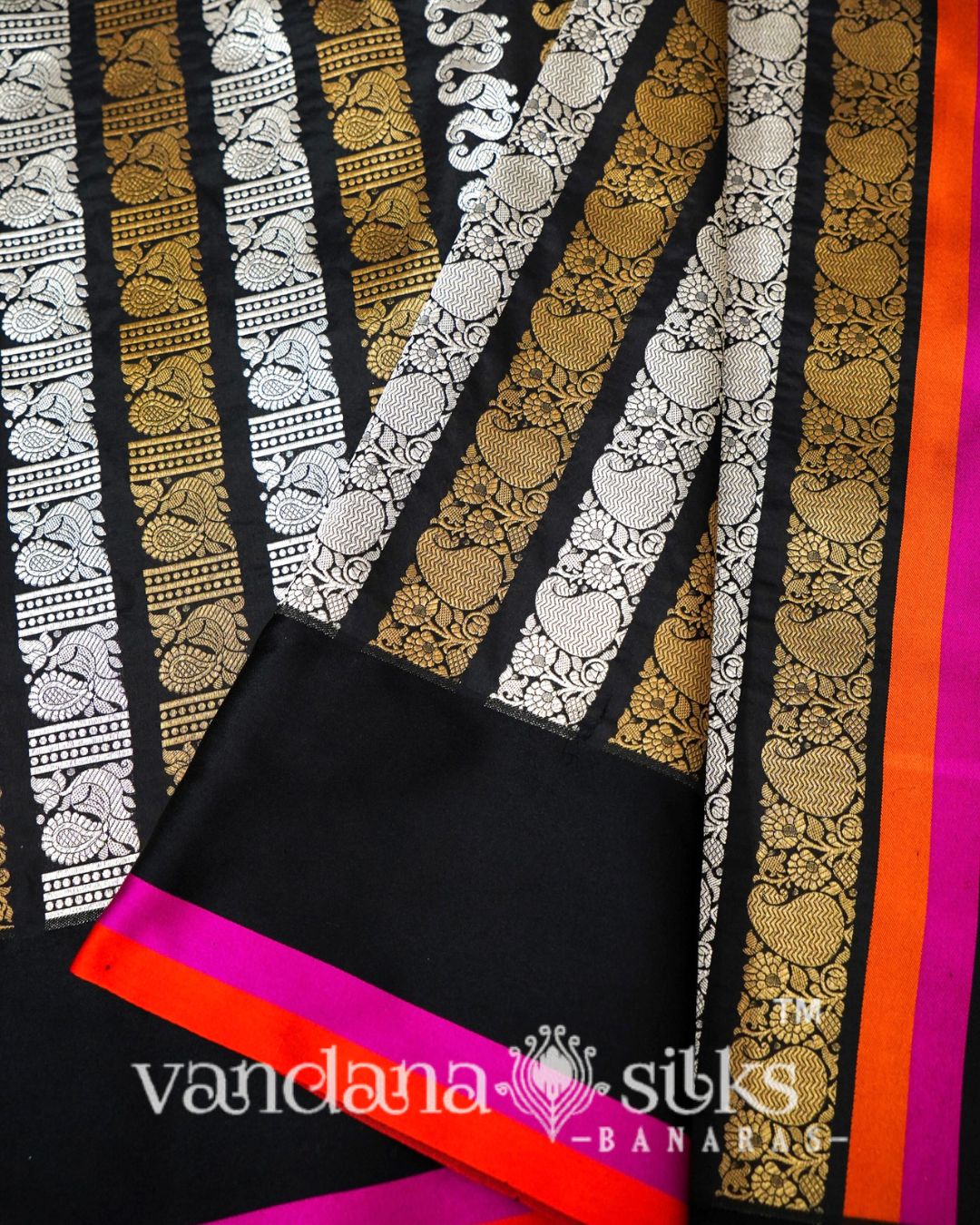 "VIRASAT 171" Pure Banarasi Silk Saree With Gold & Silver Zari