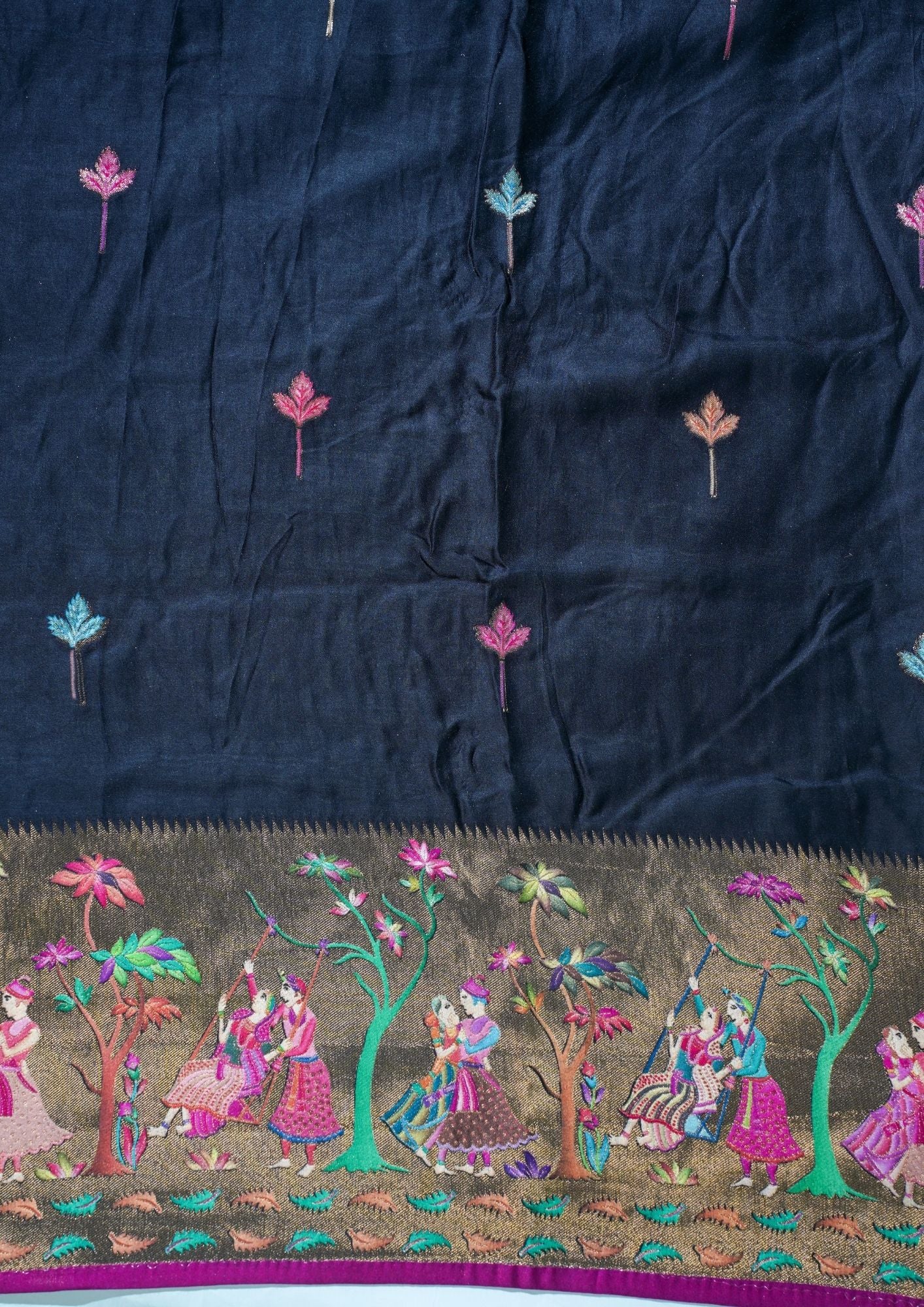 "Waah Banaras 76" Banarasi Black Meenakari Mashru Silk Saree