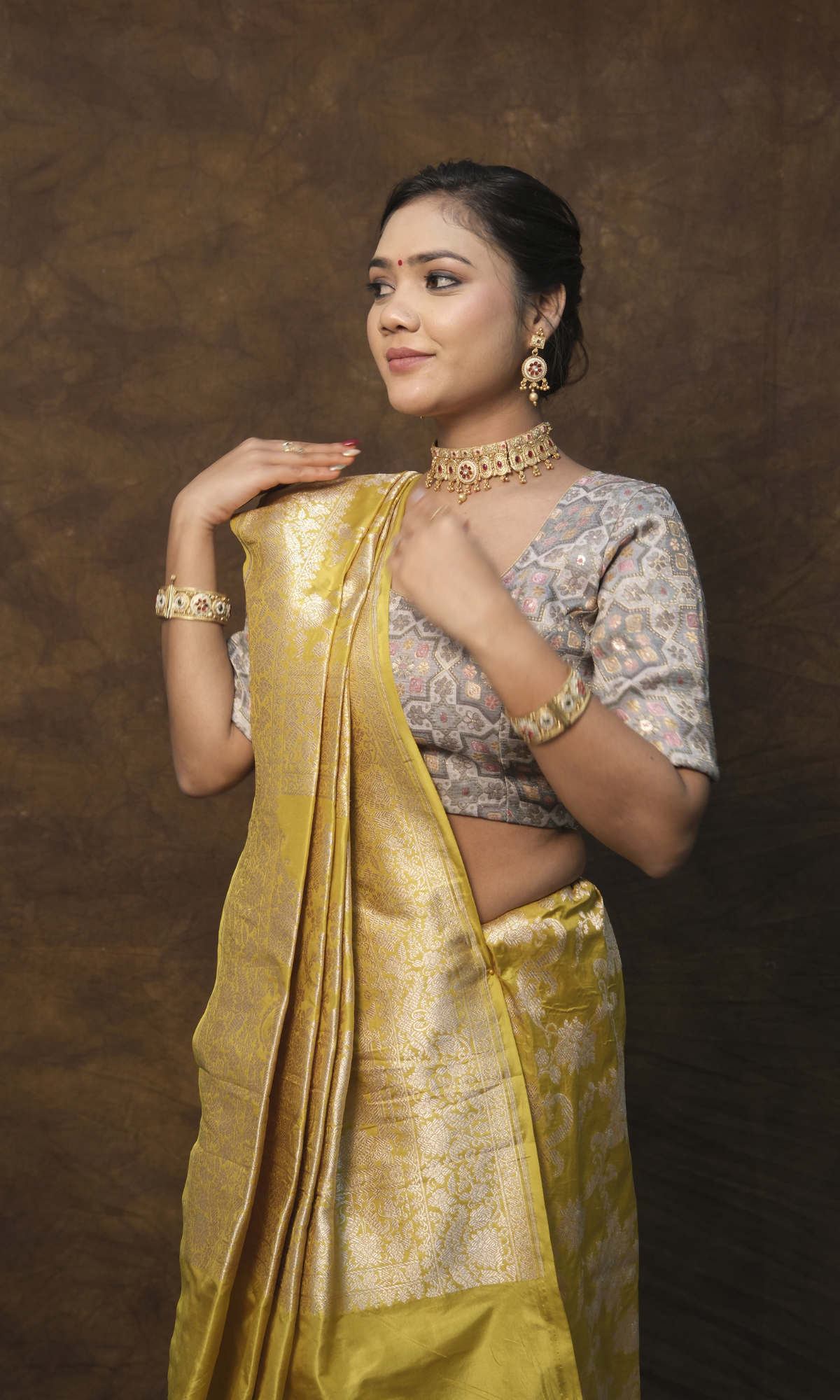 "VIRASAT 164" Banarasi Jangla Jaal Saree: Woven with Pure Gold Rupa Zari and A-Grade Silk