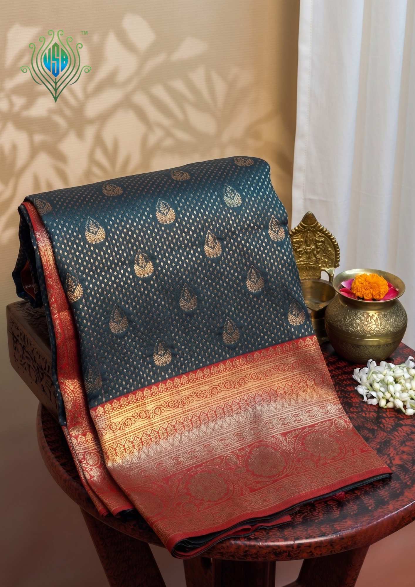 UTSAV BANARAS 451: Deep Green Banarasi Silk Saree with Antique Zari Butis & Regal Antique Zari Border