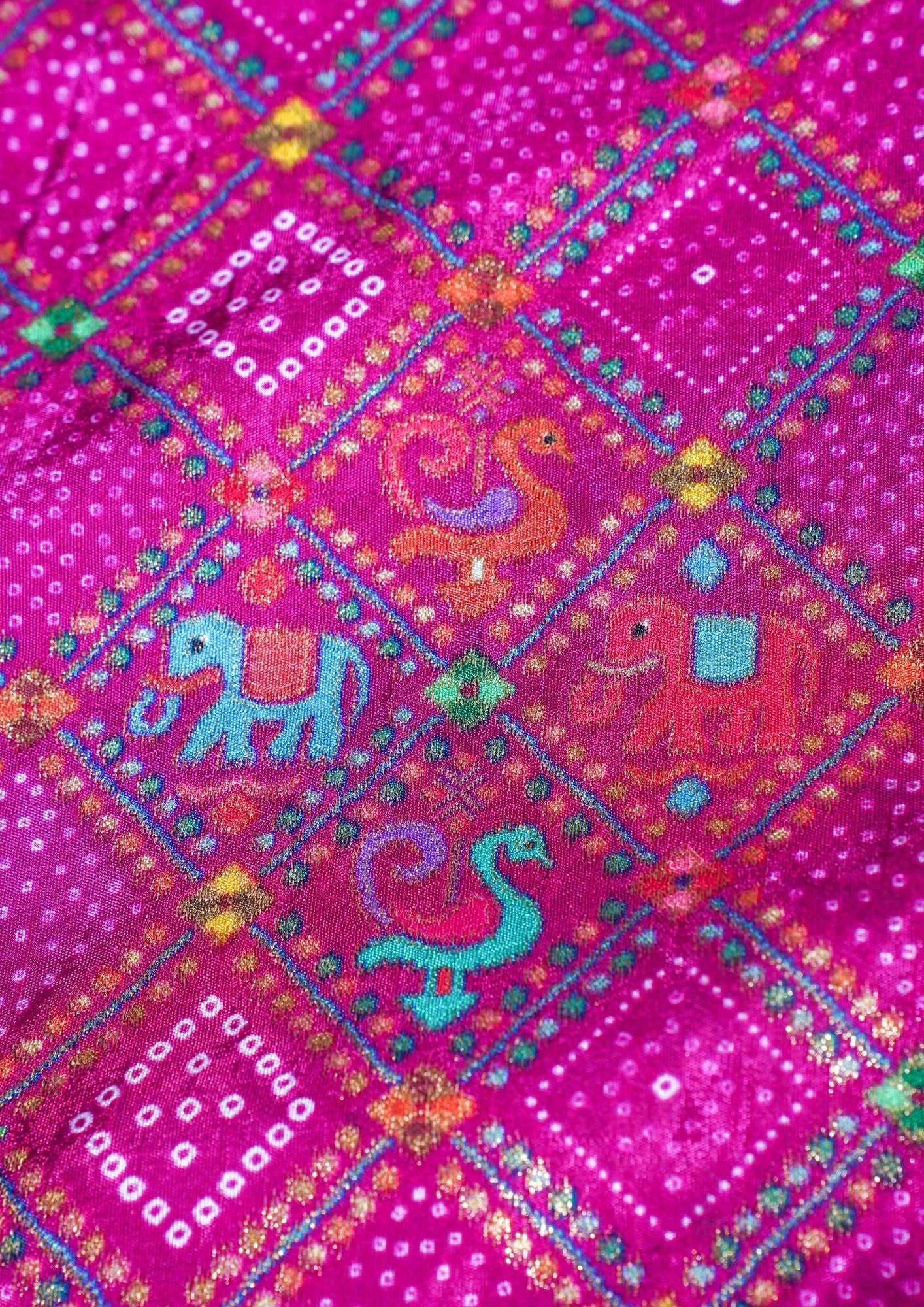 "Waah Banaras 071" Banarasi Vibrant Dual-Tone Shades Meenakari Pashmina Silk Saree