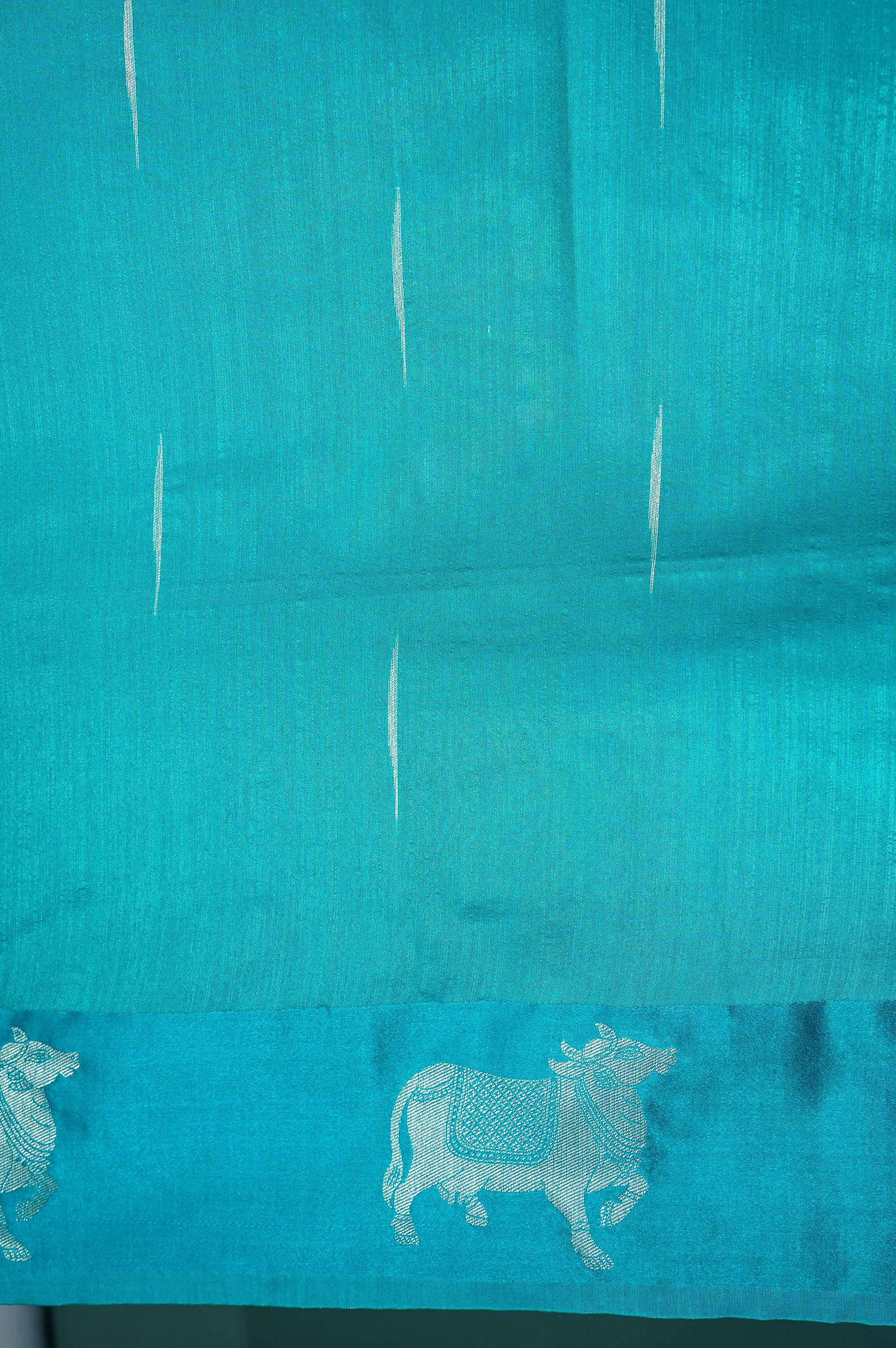 UTSAV BANARAS 247: Sea Green Banarasi Raw Silk Saree Elegant Animal Motif Weave