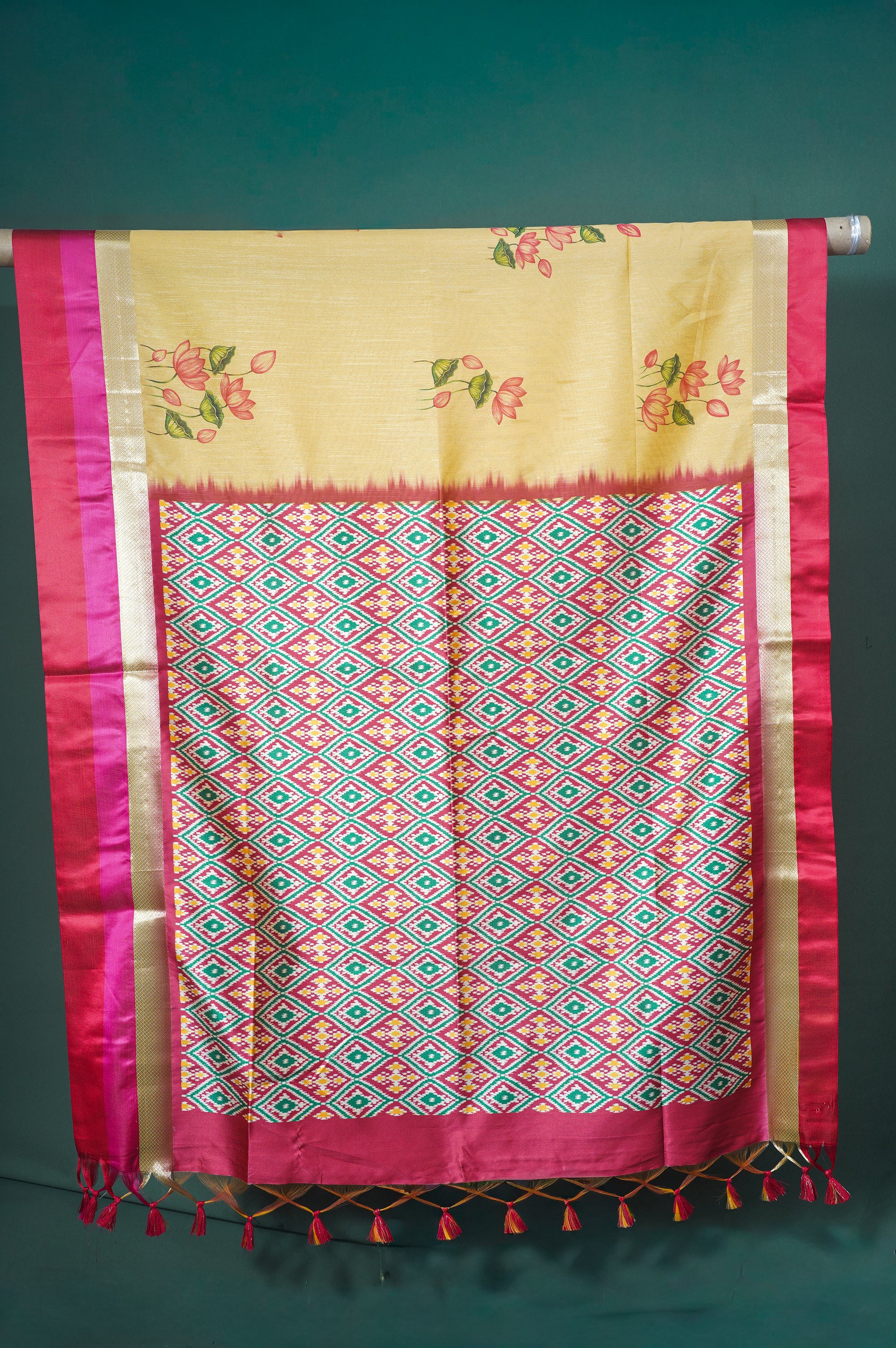 UTSAV BANARAS 296: Soft Pastel Yellow Banarasi Raw Silk Saree with Patola print Palla