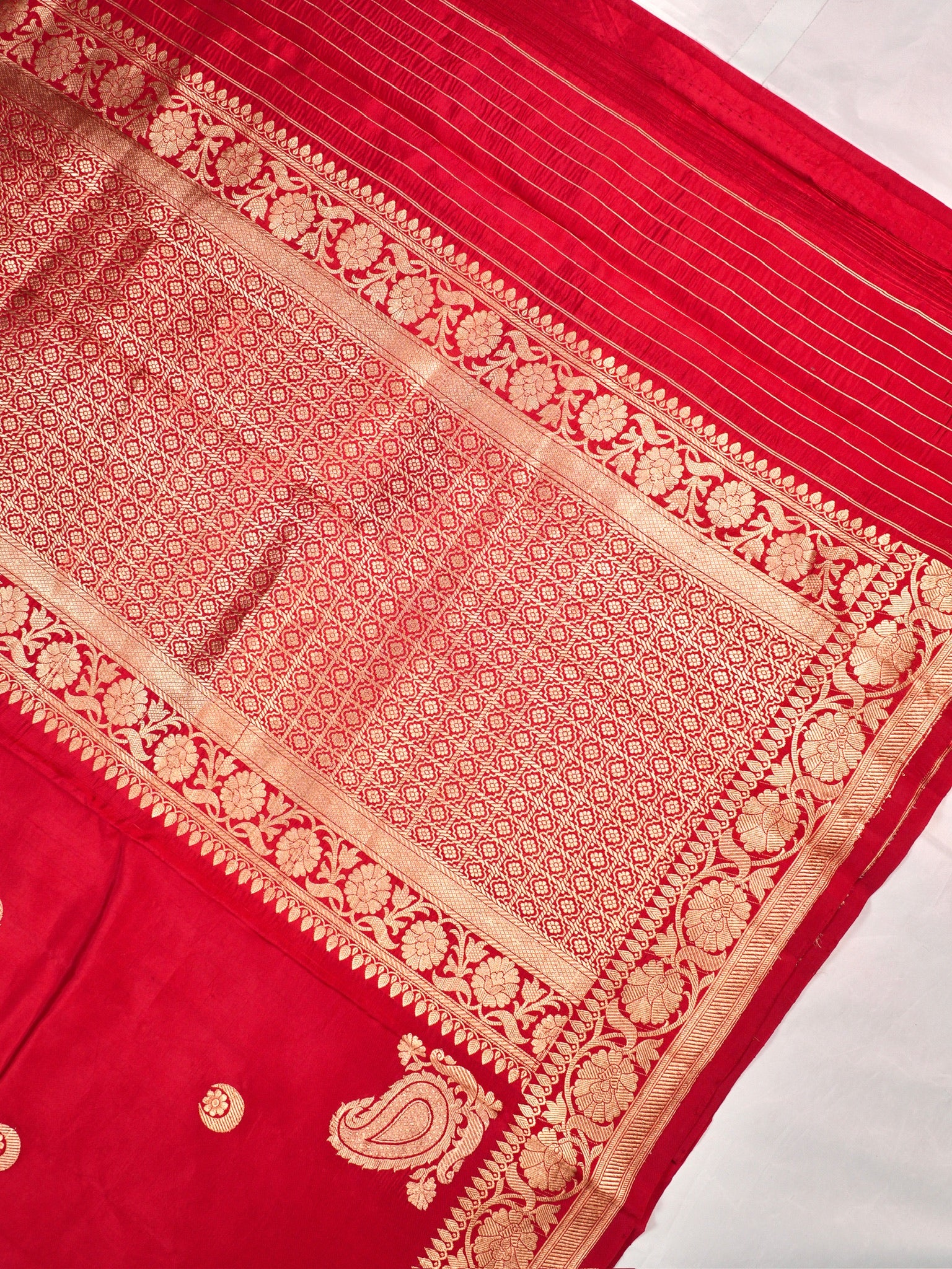 VIRASAT 166: Pure Fine Handloom Silk Gold Zari Chand Buta Saree – Chatak Red