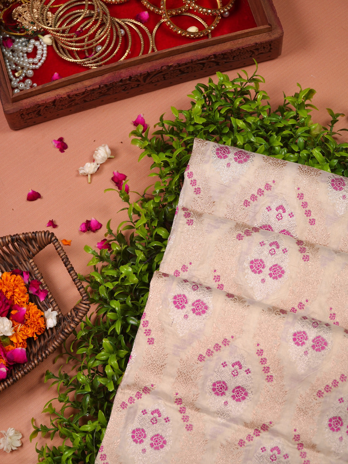 "VIRASAT 211" Banarasi Malda Silk Saree: With Maharani Blouse And Kashmiri Zardozi Embroidary