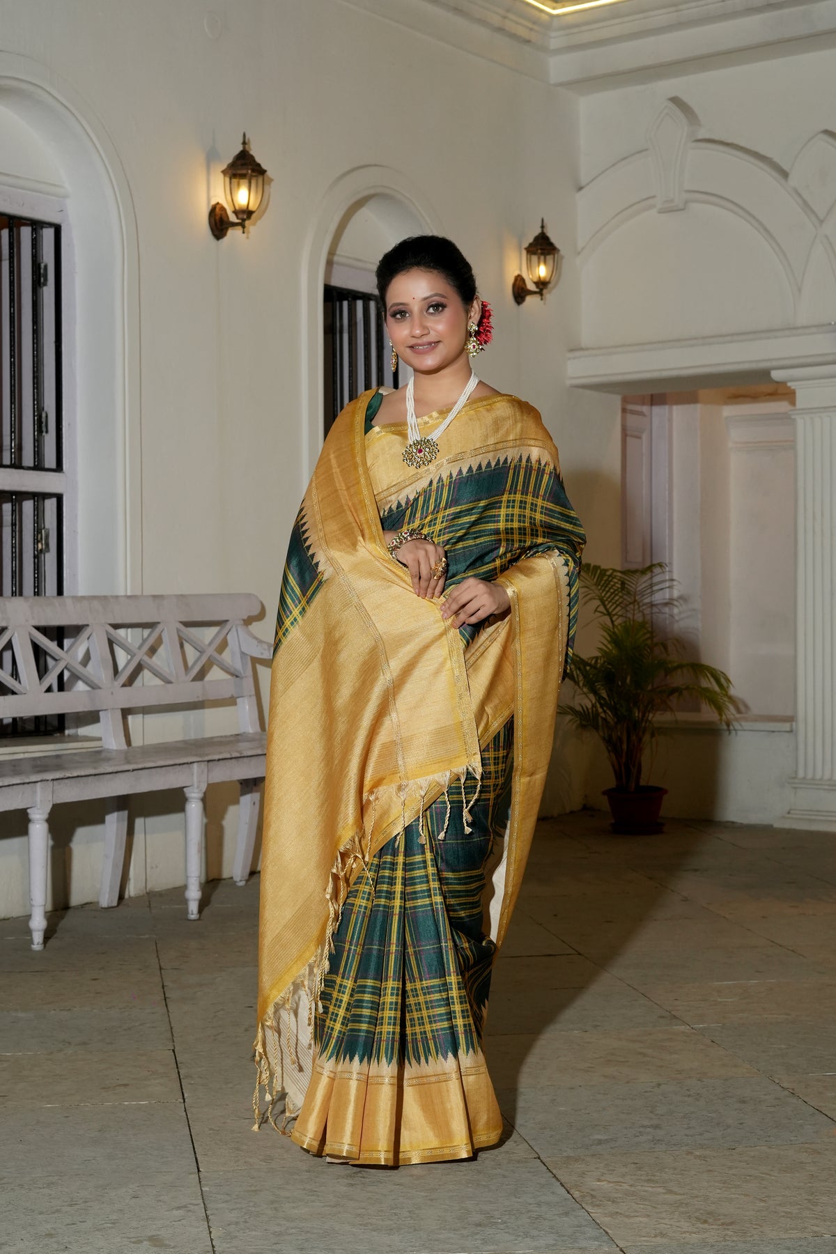 UTSAV BANARAS 557: Bottle Green Banarasi Silk Saree with Checked Design & Contrasting Zari Border