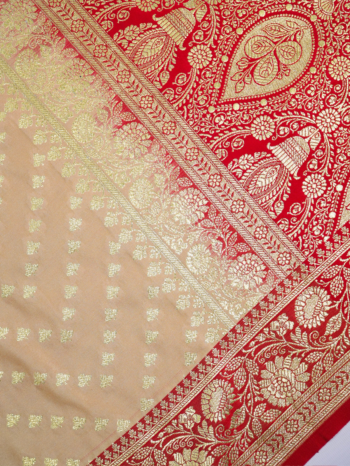 Waah Banaras173D: Royal Beige Satin Silk Banarasi Saree with Zig-Zag Buti & Contrast Pallu