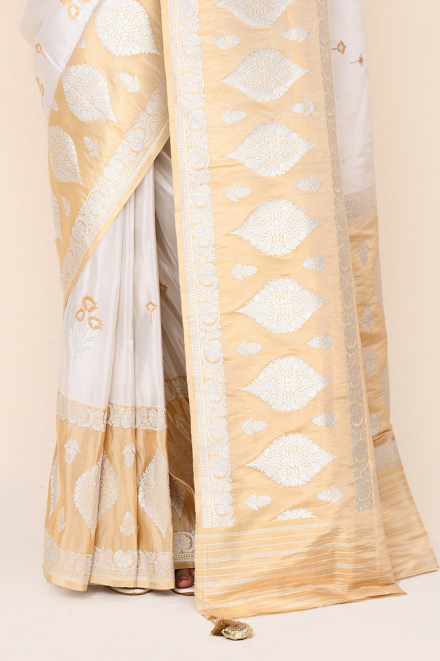 "VIRASAT 181" Pure Banarasi Tissue Silk Saree With Kadwa Weaving
