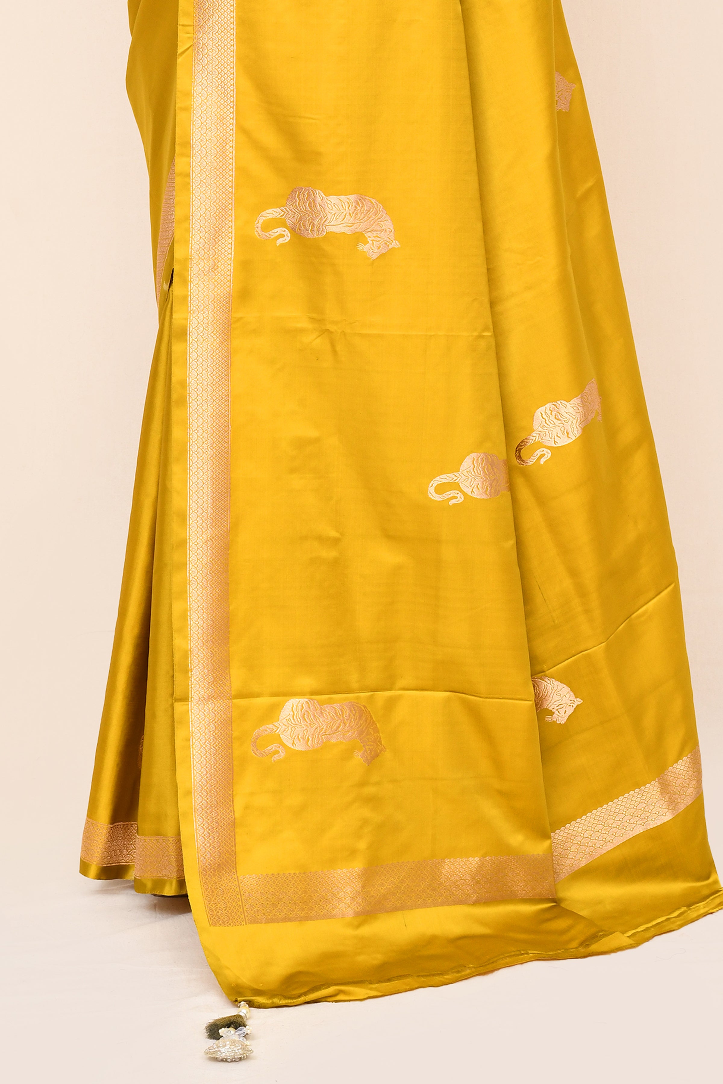 "VIRASAT 189" Handloom Pure Katan Silk Saree