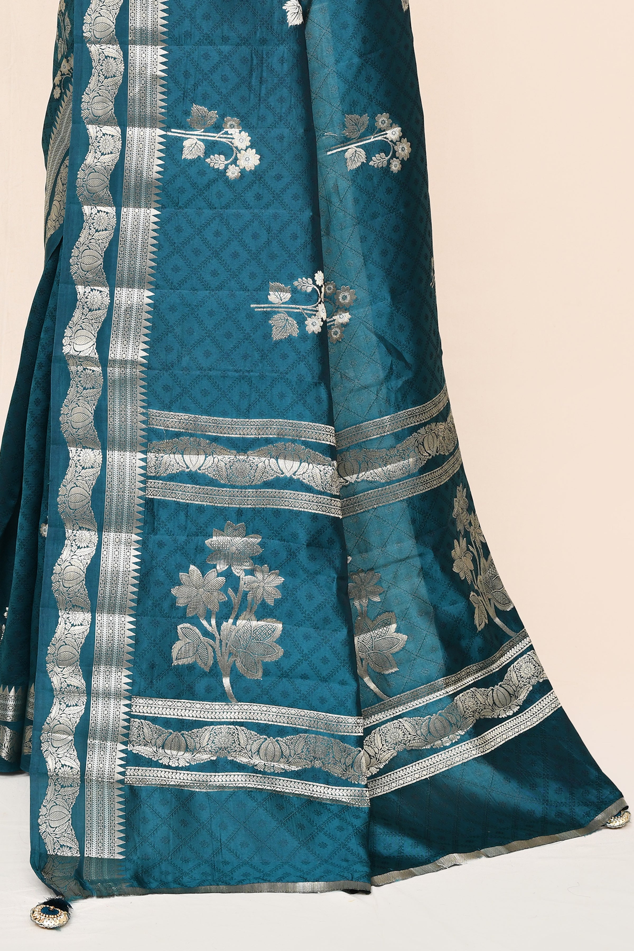 "SILK BANARAS 067" Pure Banarasi Silk Saree