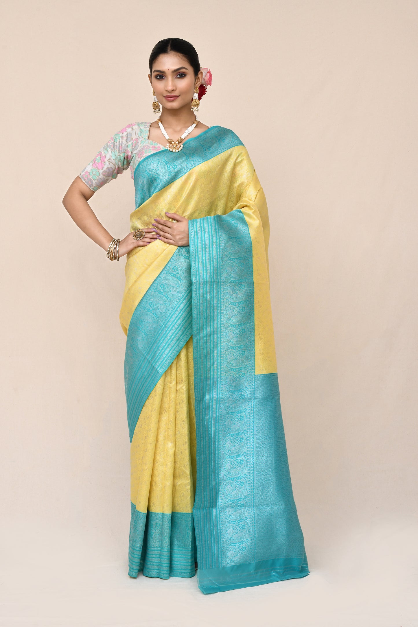 Gunapriya Blended Soft Banarasi Silk Saree