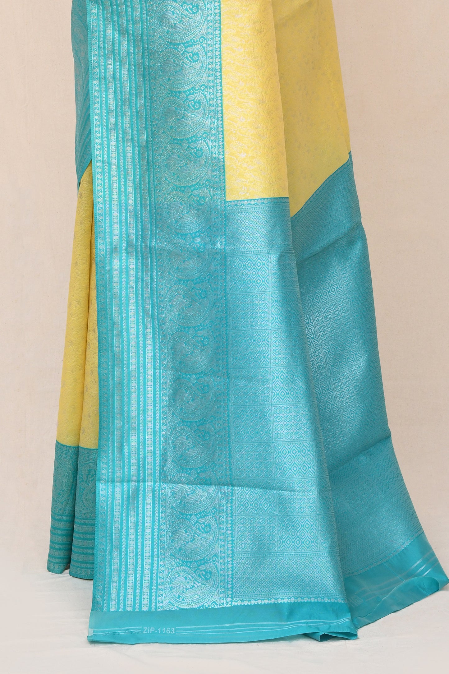 Gunapriya Blended Soft Banarasi Silk Saree