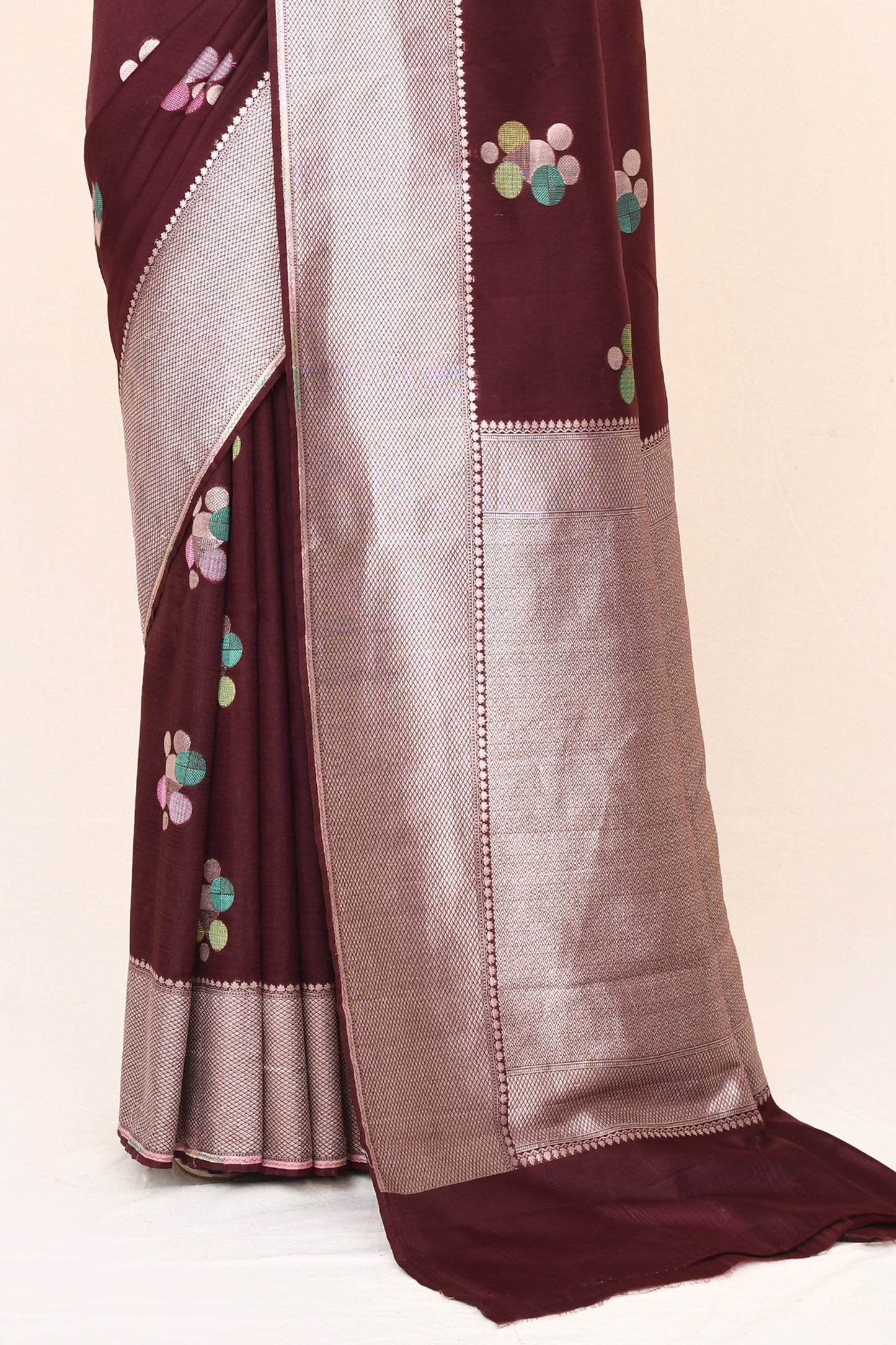 "WAAH BANARAS 032" Brown Banarasi Silk Saree