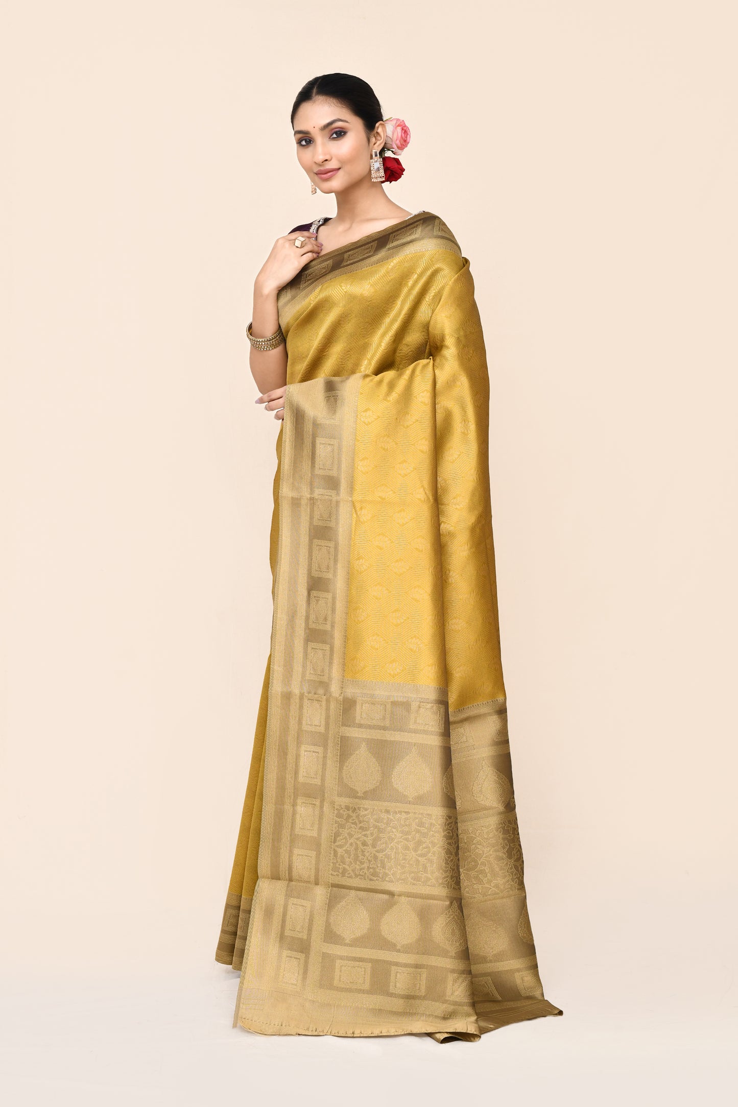 "UTSAV BANARAS 045" Golden Tanchoi Banarasi Silk Saree