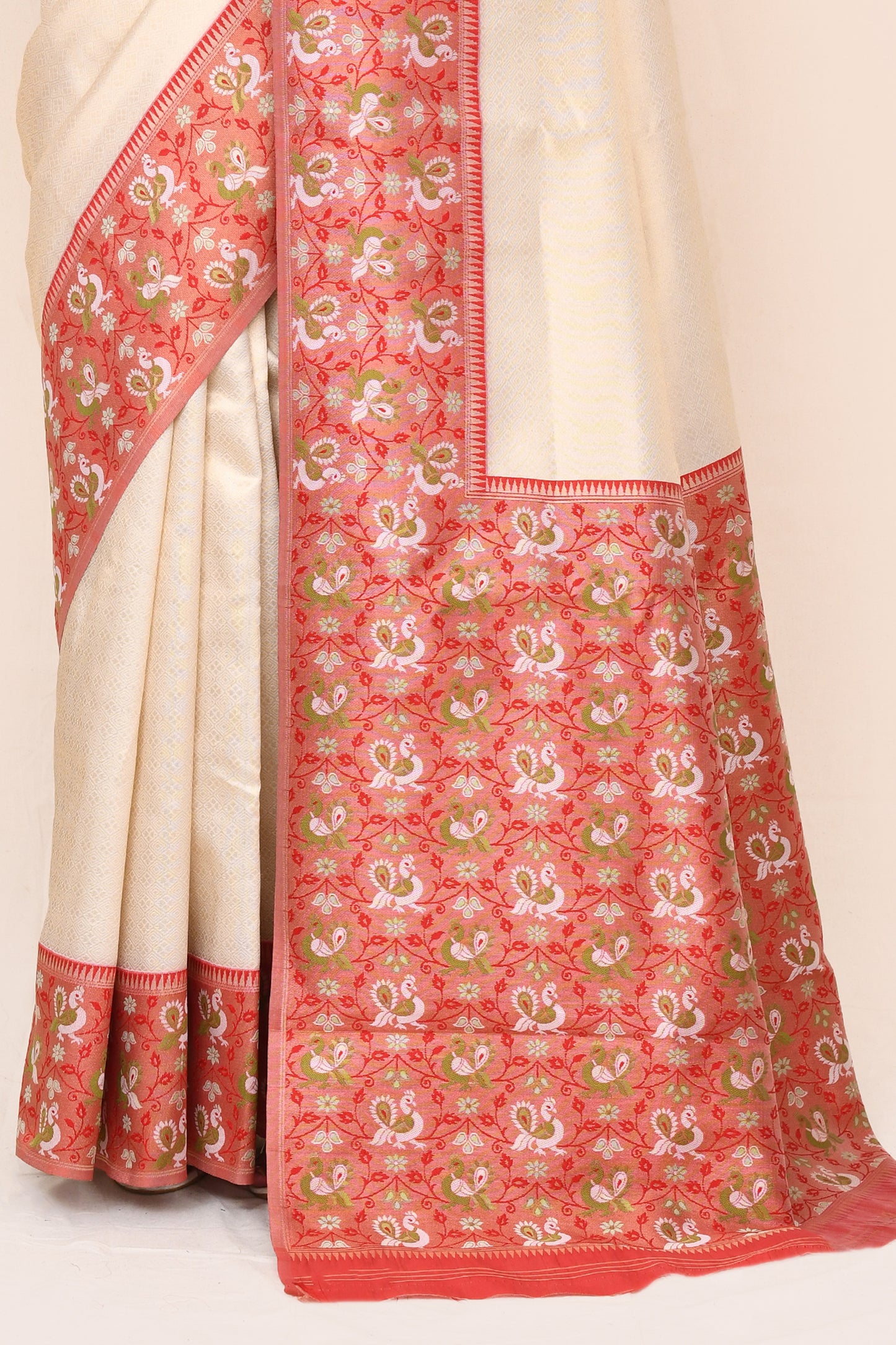 "Tantrip" Cream Banarasi Tanchoi Silk Saree