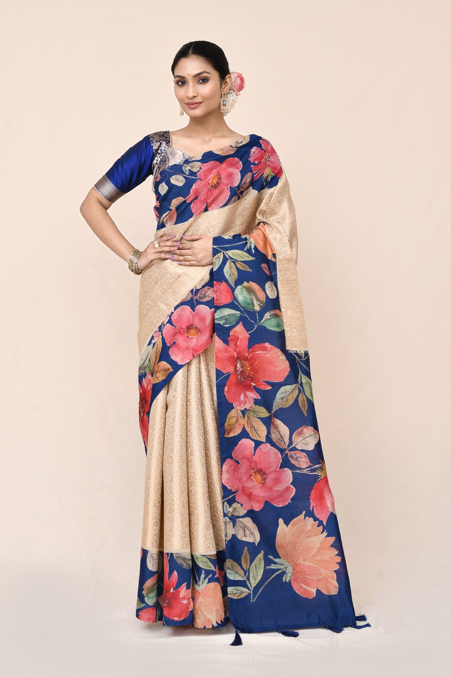 Shila Tanchui Pallu Border Hand Print Saree