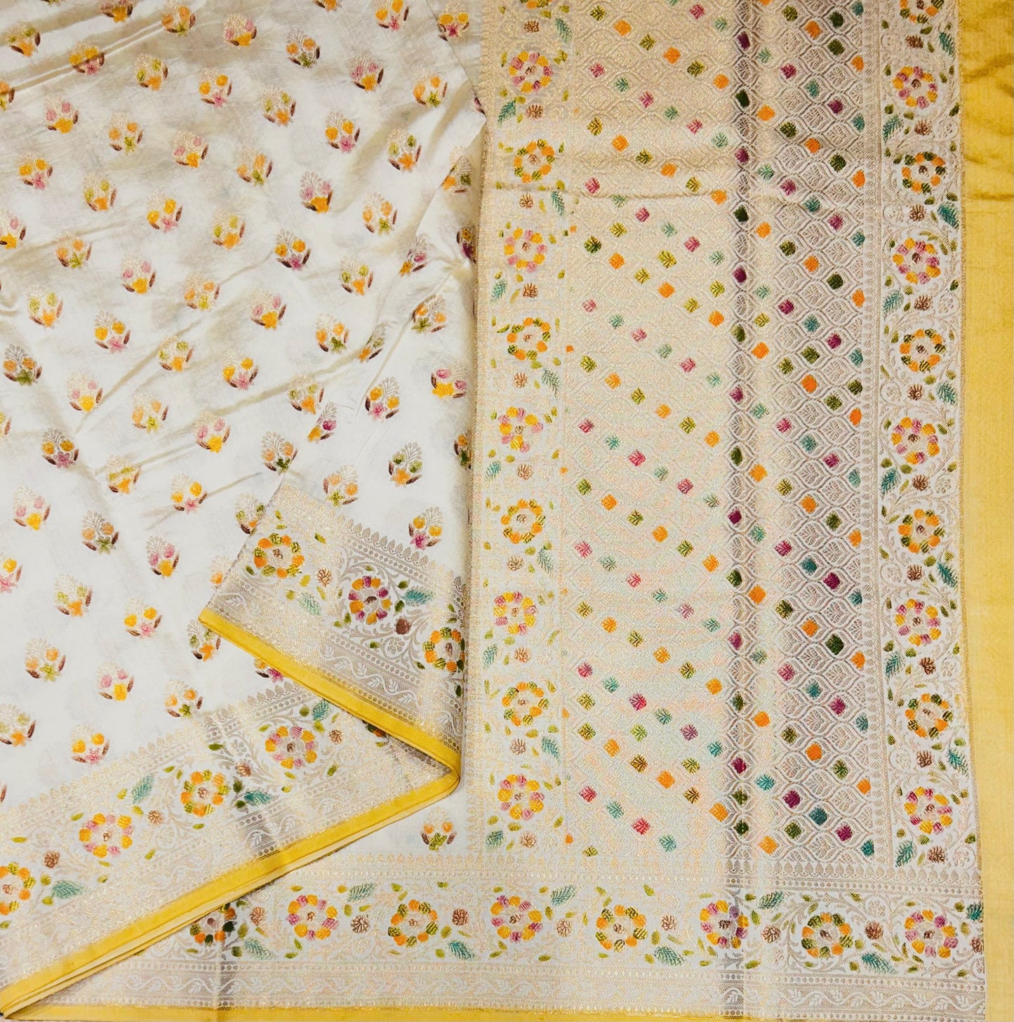 "SILK BANARAS 053" Pure Chiniya Silk Rangkat Saree With 1000-Buti – Silk Mark Certified