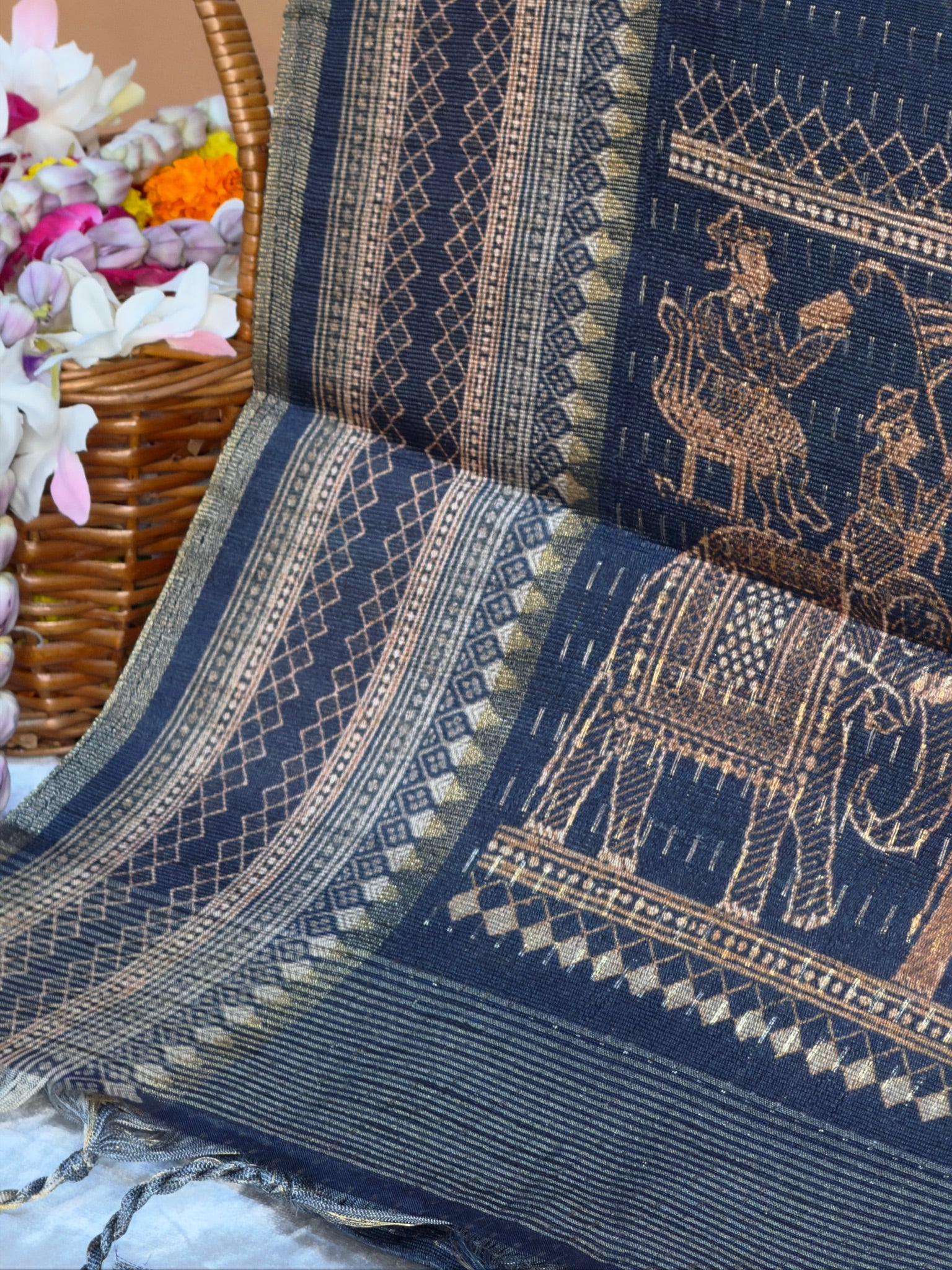 UTSAV BANARAS 383: Elegant Beige Tussar Silk Saree with Kalamkari Floral Print & Royal Elephant Border