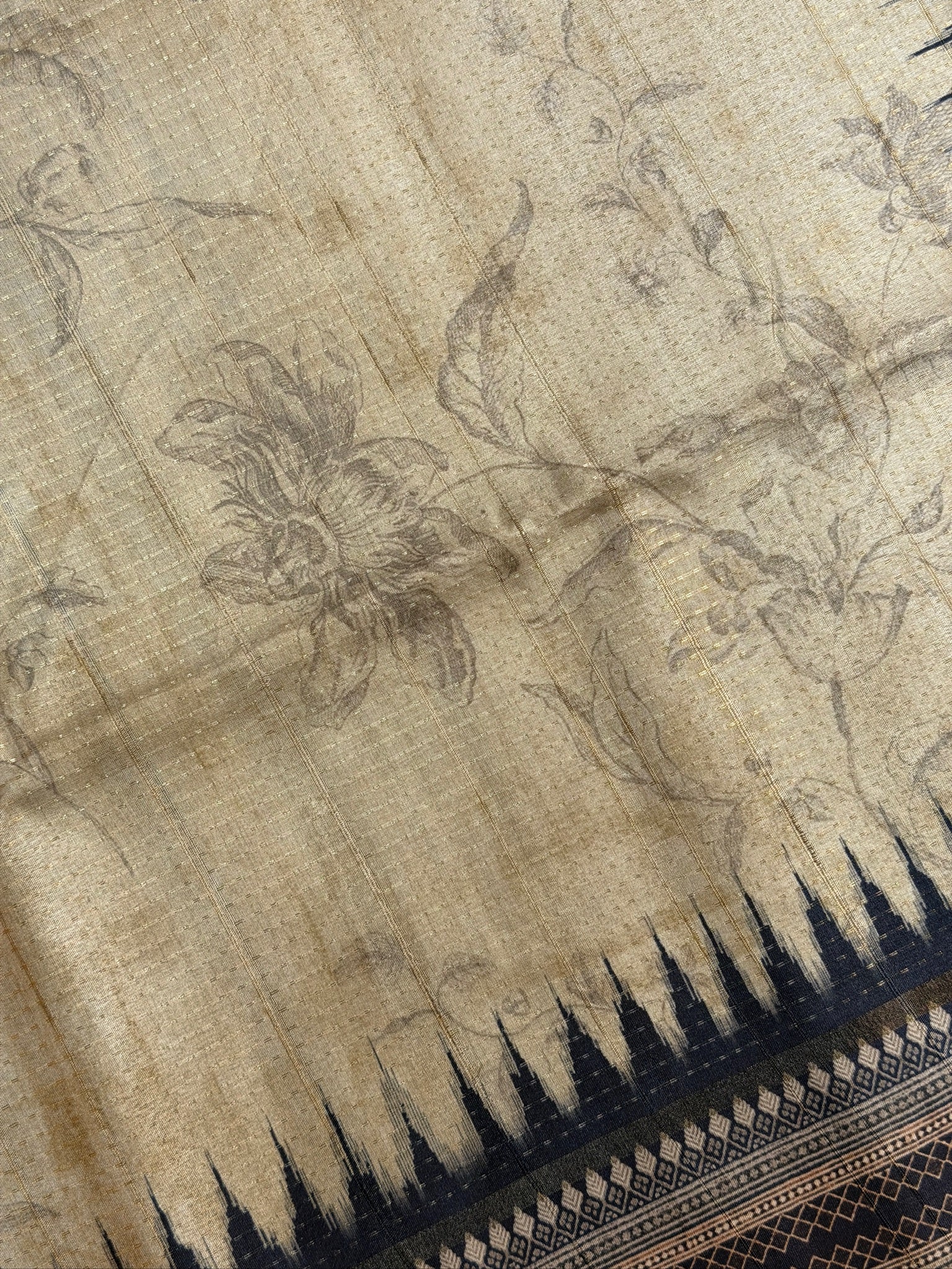 UTSAV BANARAS 383: Elegant Beige Tussar Silk Saree with Kalamkari Floral Print & Royal Elephant Border