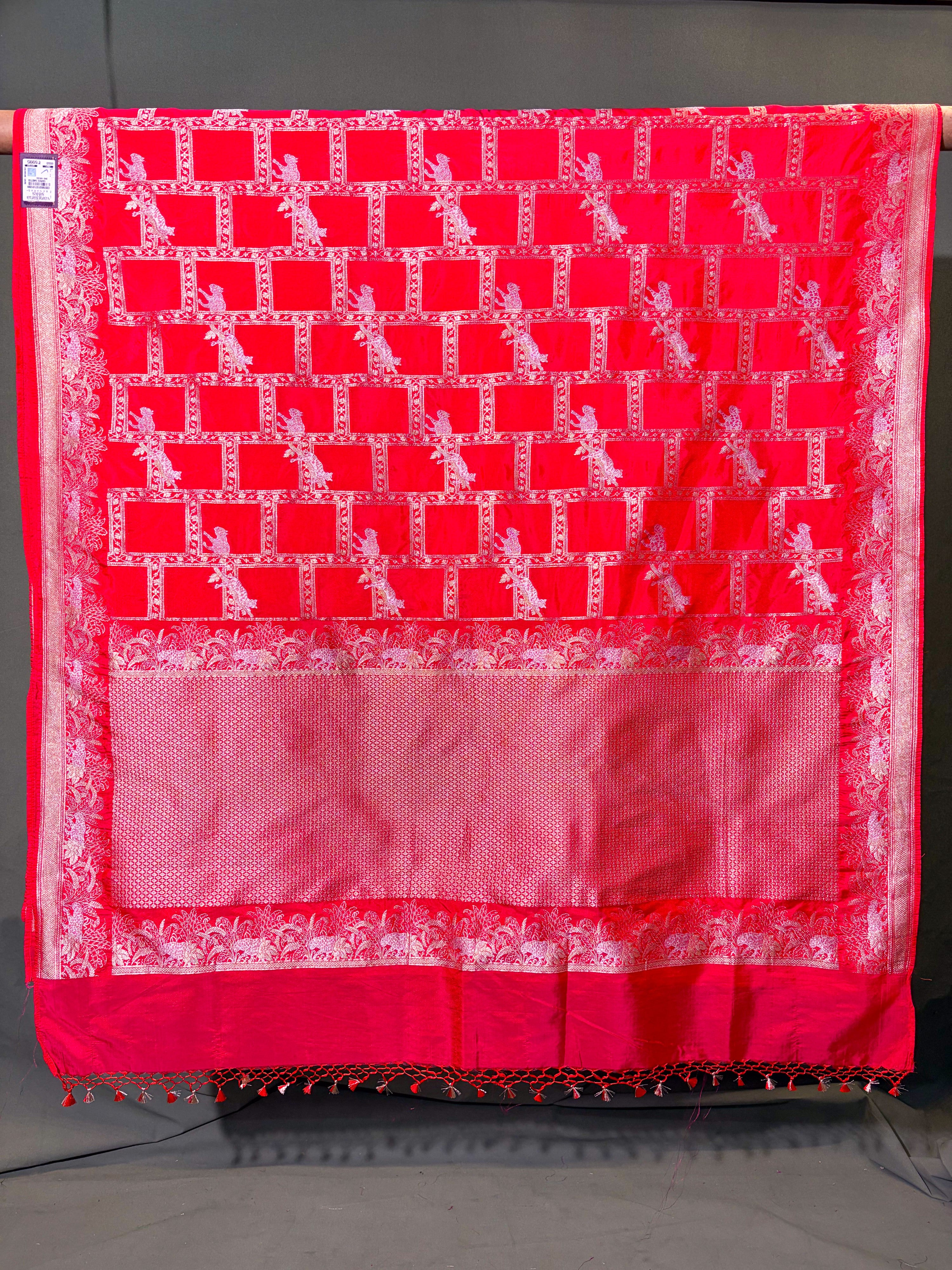 Waah Banaras 109: Royal Dual Tone Rust Red Semi Katan Banarasi Saree with Sona Rupa Zari & Heritage Jaal Design