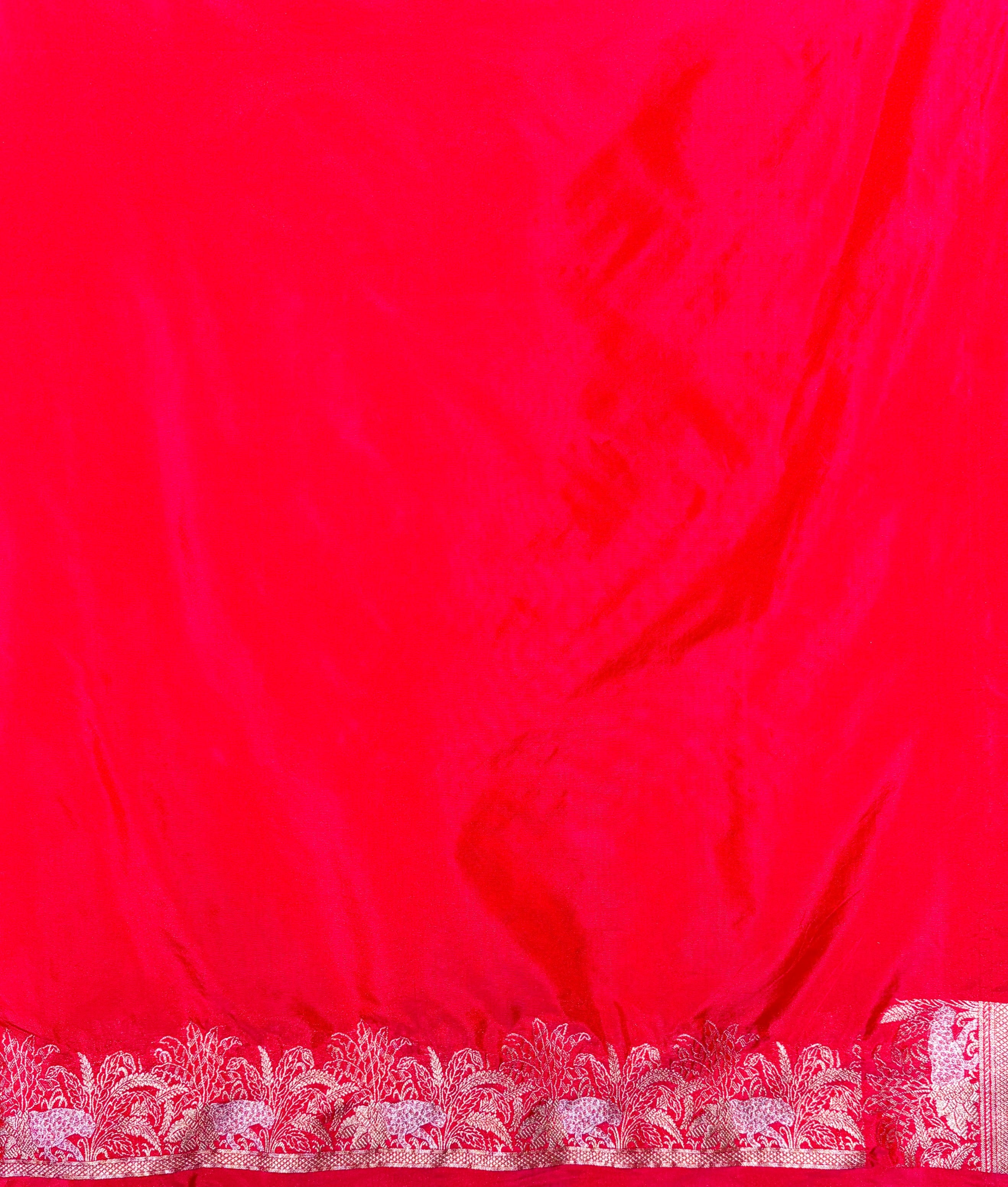 Waah Banaras 109: Royal Dual Tone Rust Red Semi Katan Banarasi Saree with Sona Rupa Zari & Heritage Jaal Design
