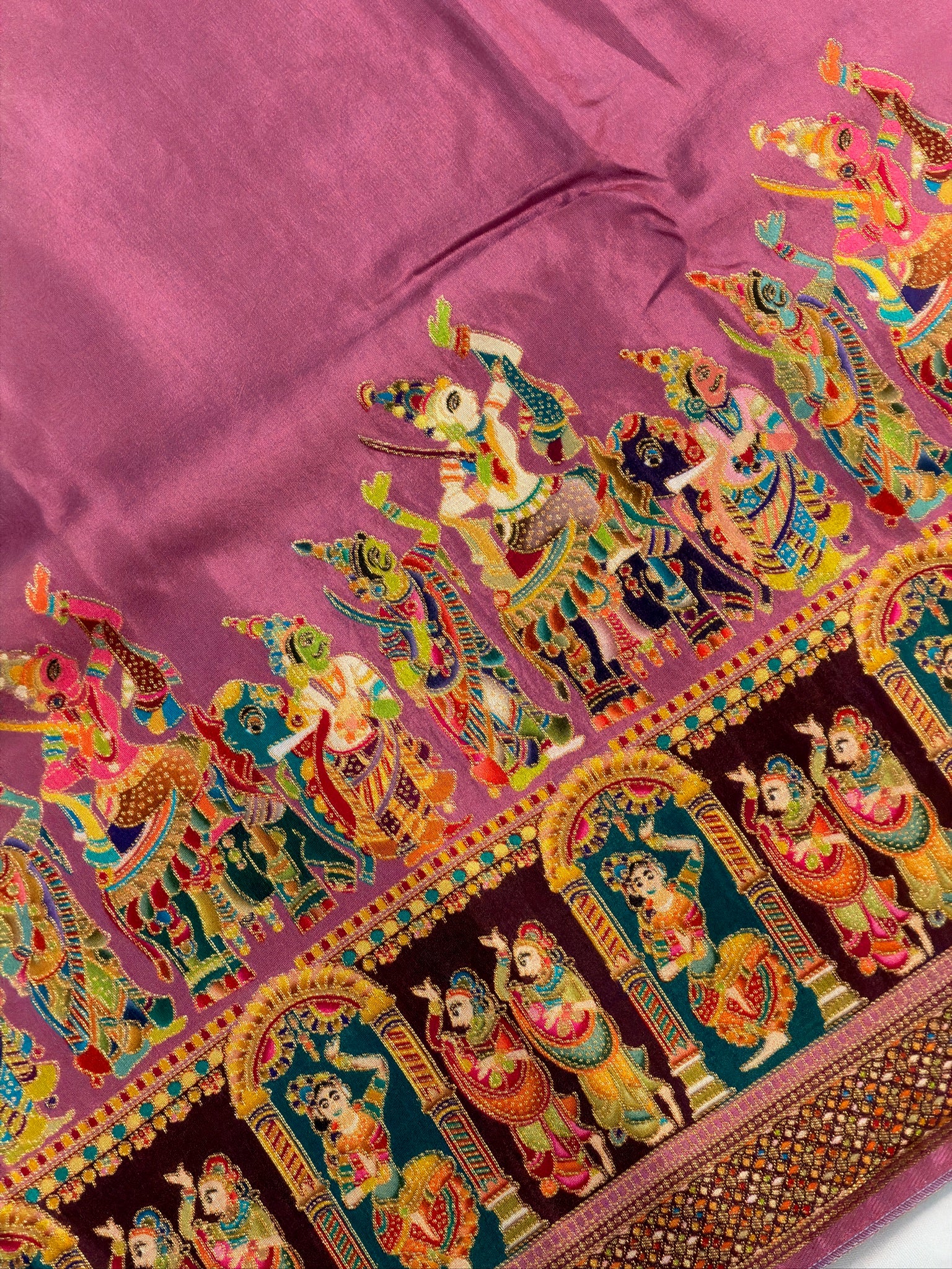 UTSAV BANARAS 477: Onion Pink Butter Silk Saree with Heritage Position Print & Contrast Blouse