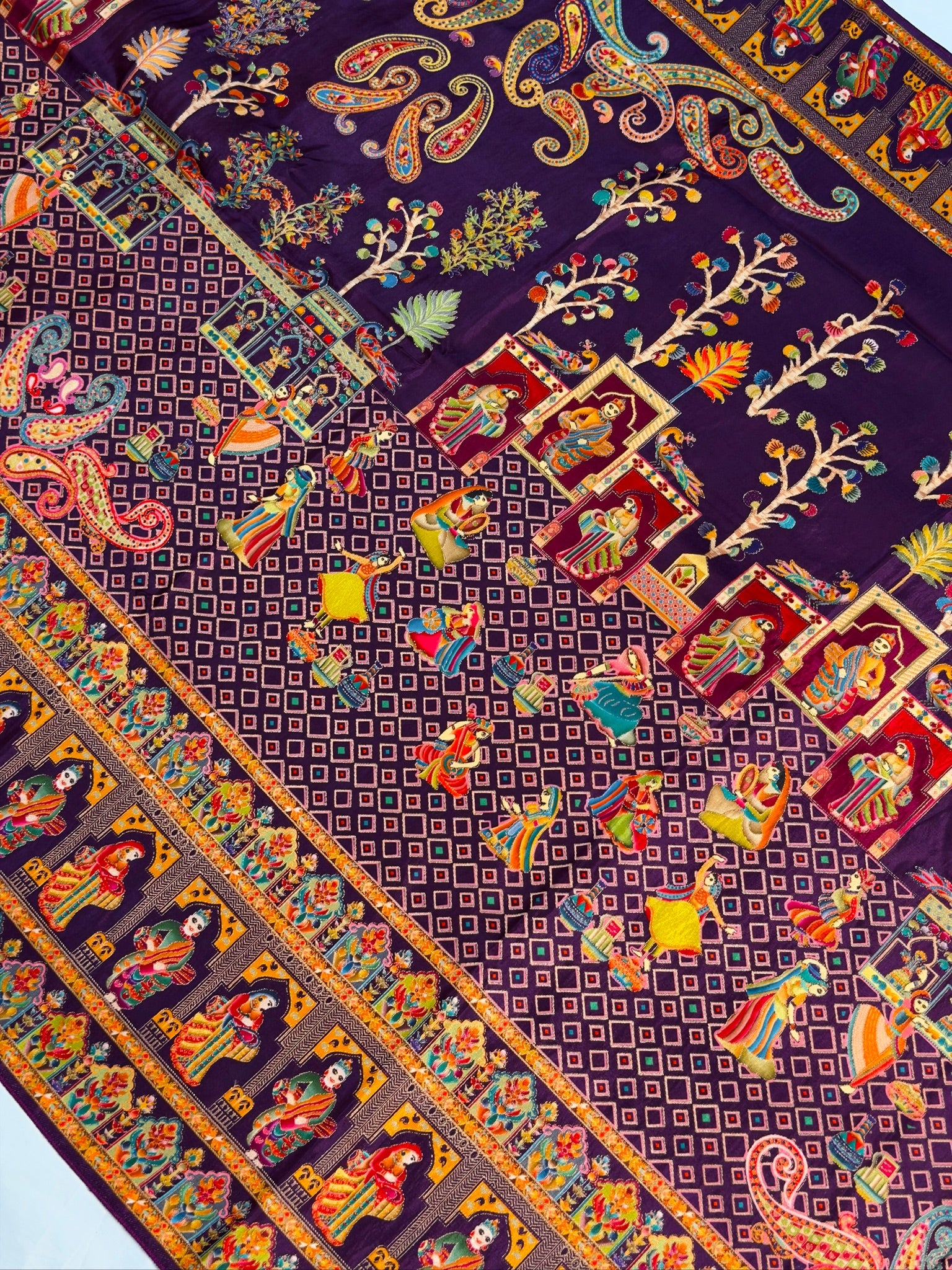 UTSAV BANARAS 475E: Purple Butter Silk Saree with Heritage Position Print & Contrast Blouse