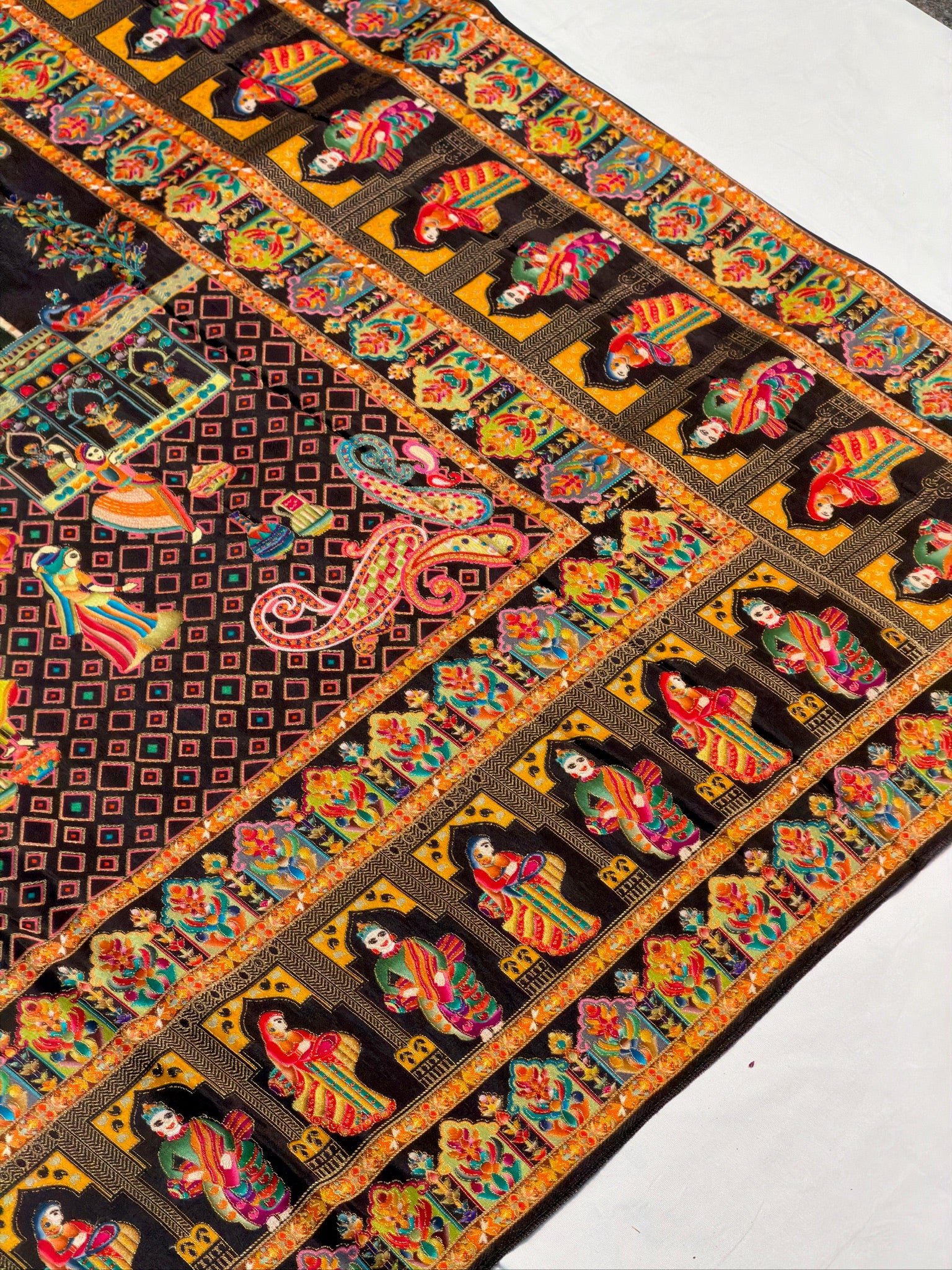 UTSAV BANARAS 475G: Black Butter Silk Saree with Heritage Position Print & Contrast Blouse