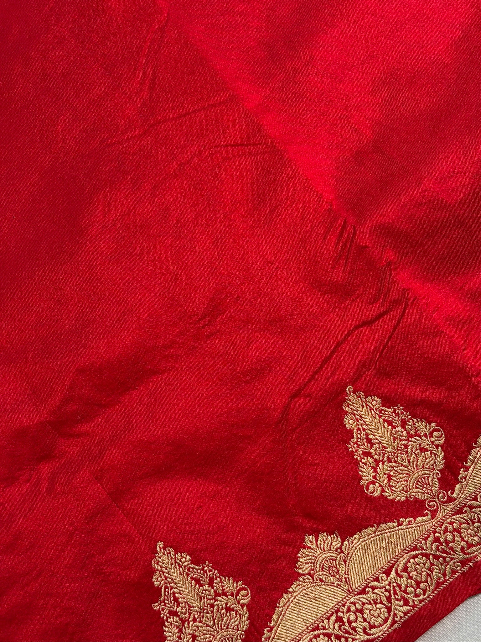 VIRASAT 444:Crimson Red Pure Katan Silk Saree with Kadwa Zari Scallop Border | Silk Mark Certified