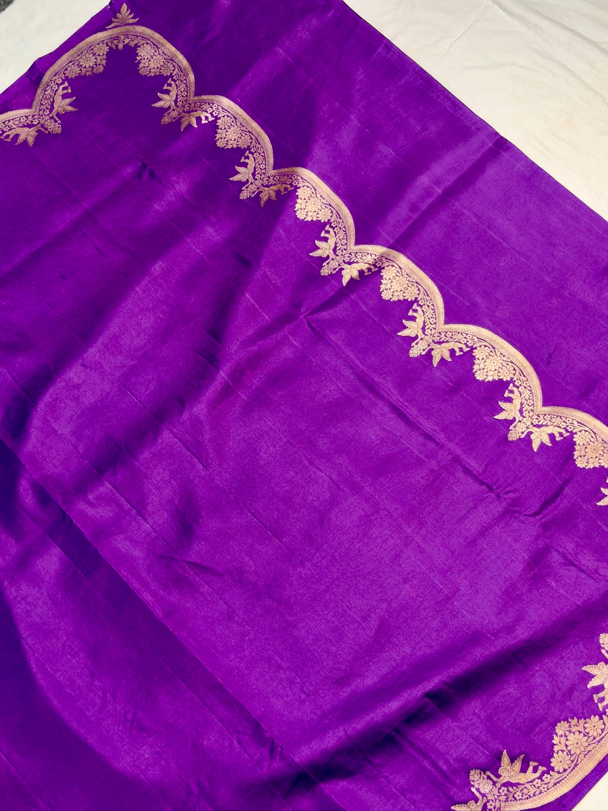 FOUNDER CHOICE 067: Violet Pure Silk Saree with Faristey Scallop Border & Zari Floral Blouse