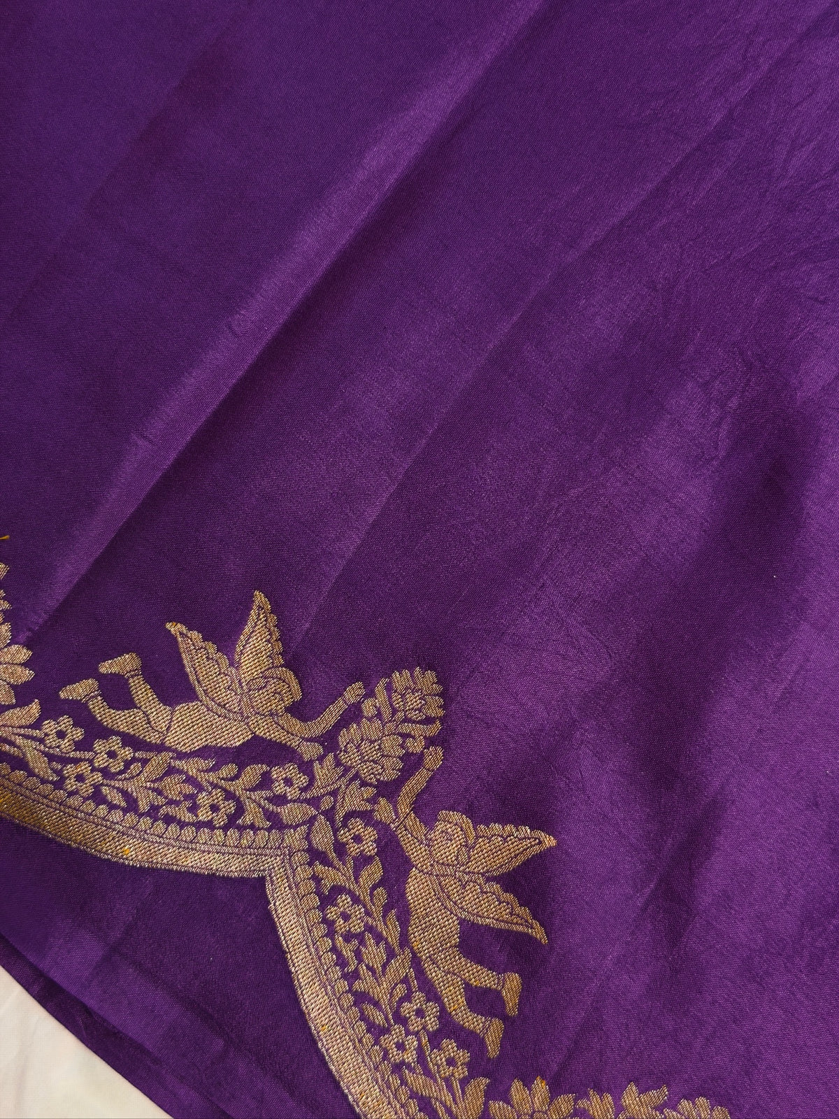 FOUNDER CHOICE 067: Violet Pure Silk Saree with Faristey Scallop Border & Zari Floral Blouse