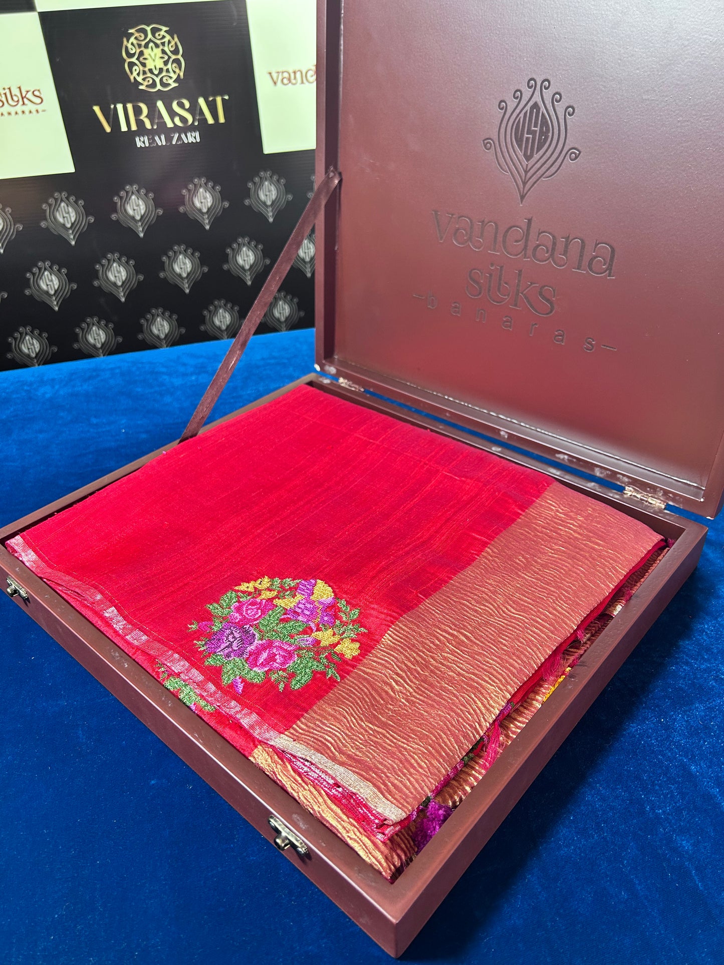 Pushpanjali Anar Handloom Silk Saree with Zari Pallu & Thread Work