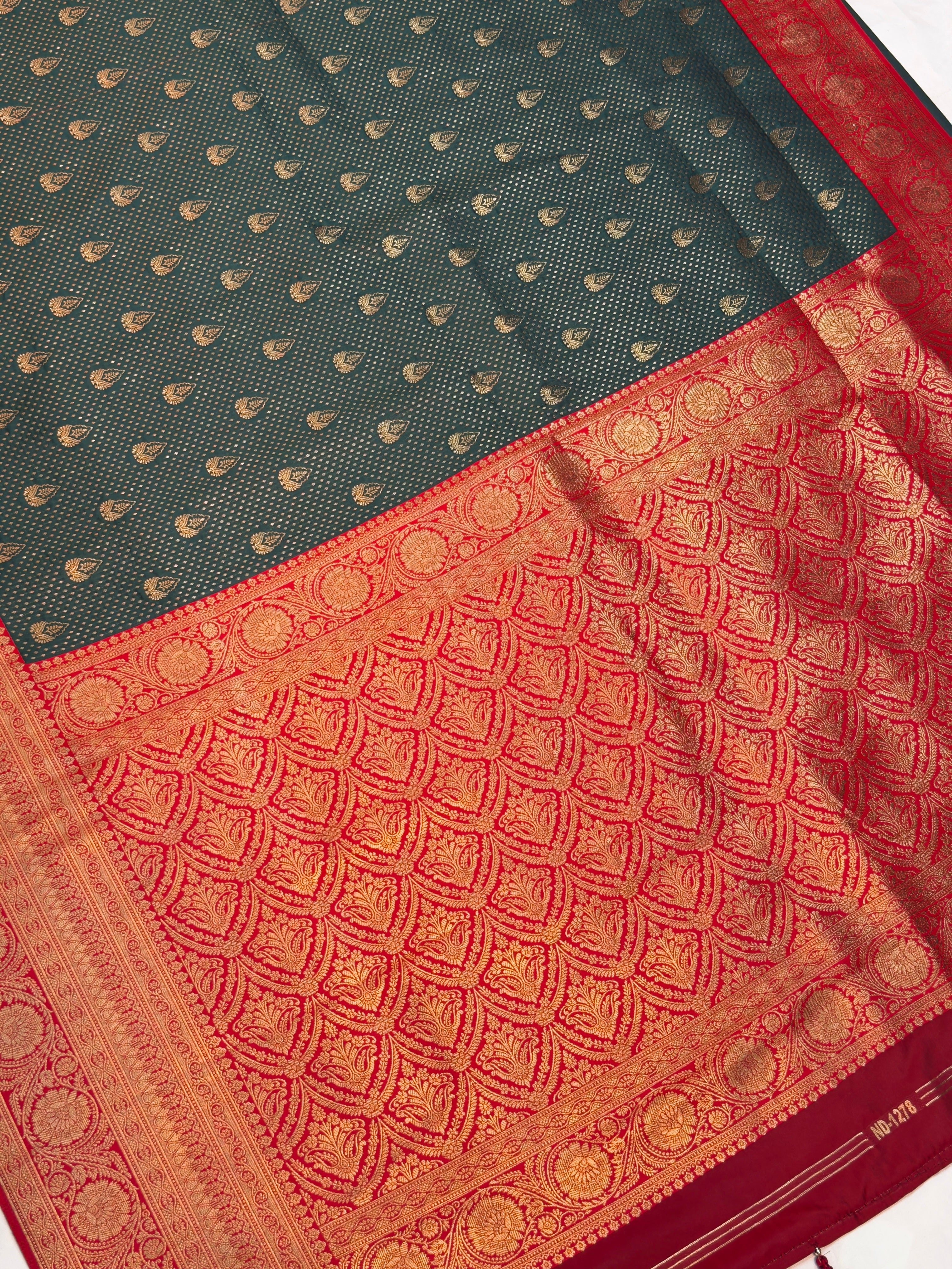 UTSAV BANARAS 451: Deep Green Banarasi Silk Saree with Antique Zari Butis & Regal Antique Zari Border