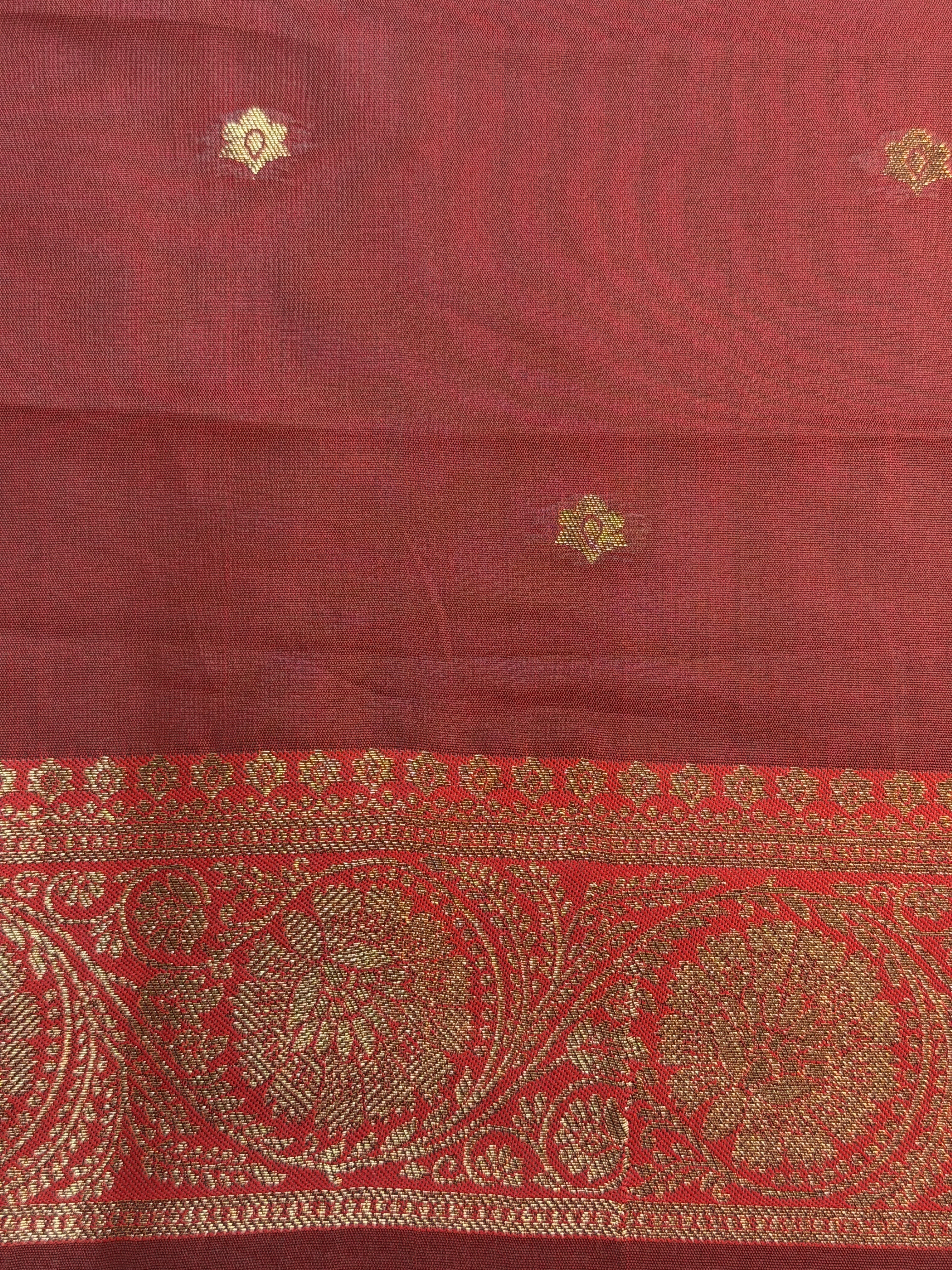 UTSAV BANARAS 451: Deep Green Banarasi Silk Saree with Antique Zari Butis & Regal Antique Zari Border