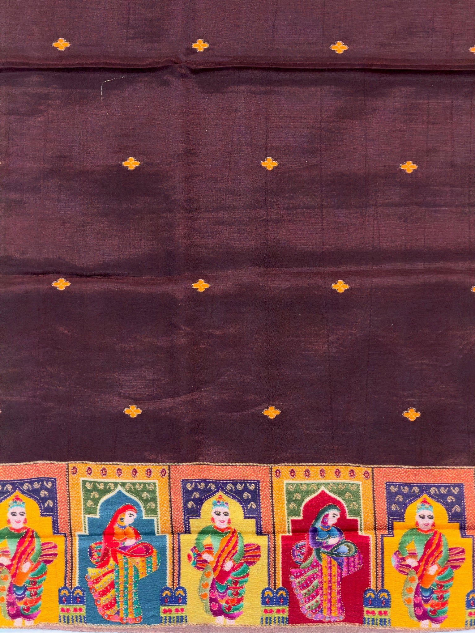 UTSAV BANARAS 475B: Champange Butter Silk Saree with Heritage Position Print & Contrast Blouse
