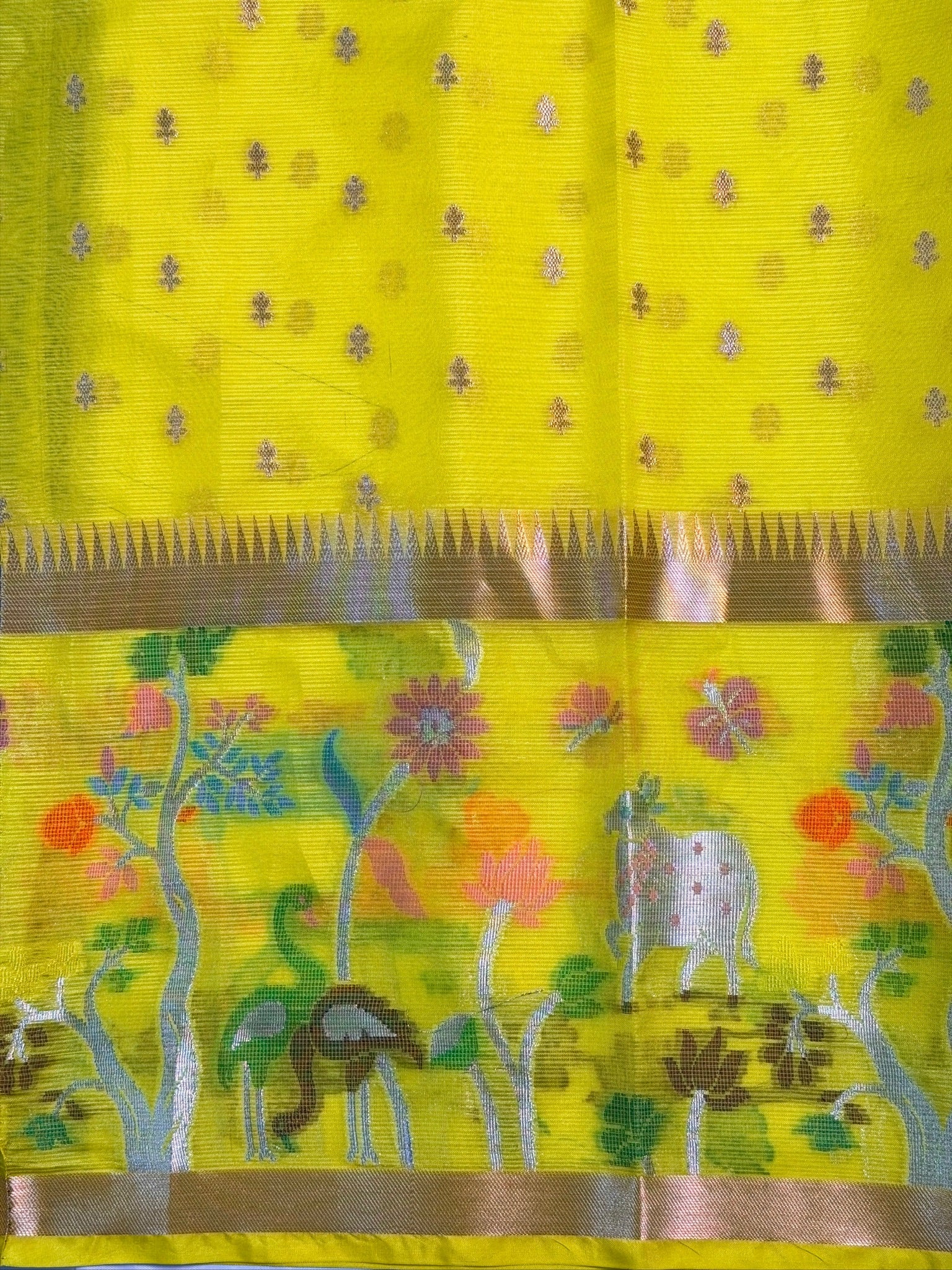 UTSAV BANARAS 472: Deep Green Kota Checks Saree with Artistic Skirt Border & Contrast Lime Green Blouse