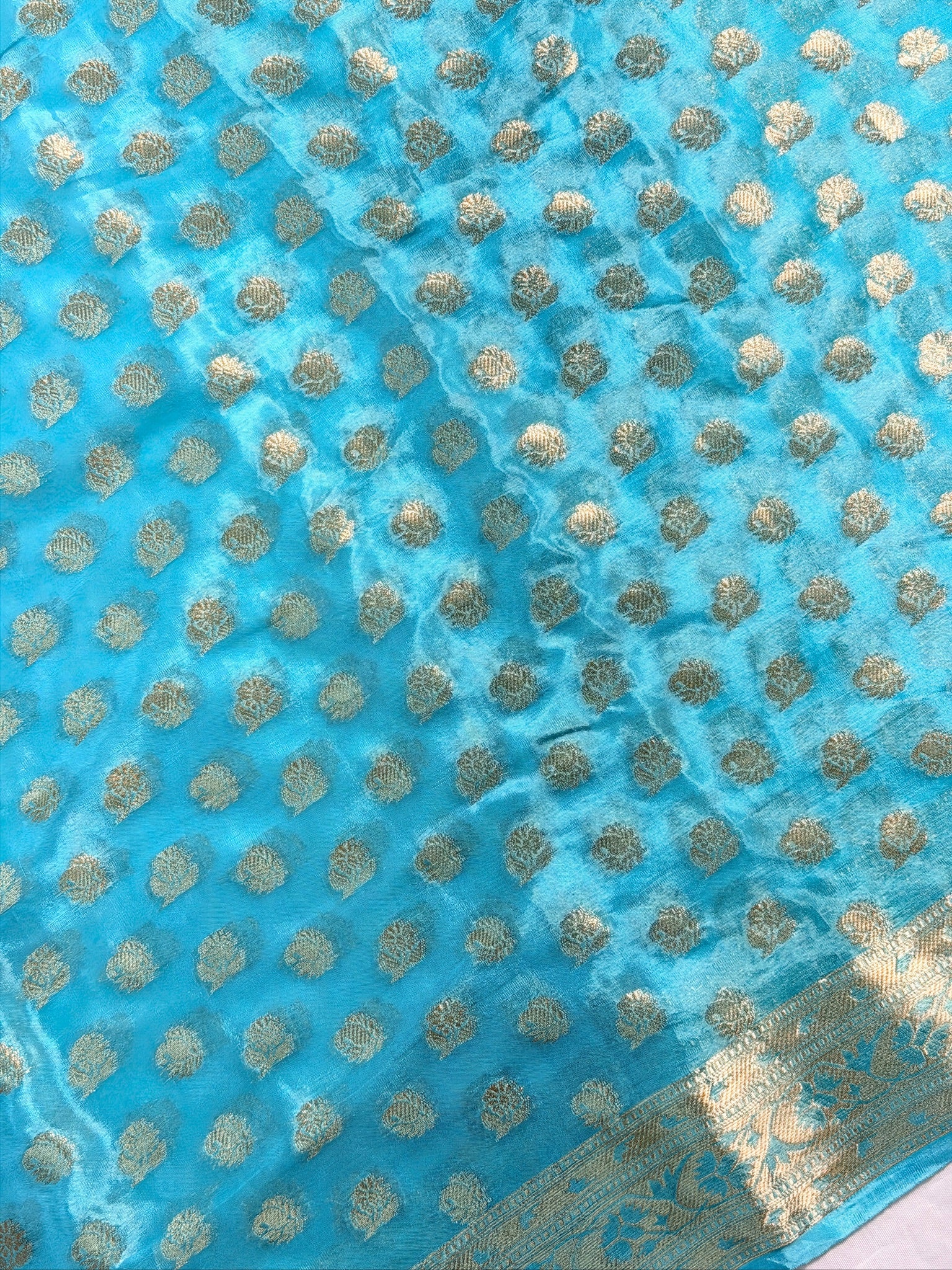 UTSAV Banaras 423: Sky Blue Premium Mashru Silk Saree with Khaddi buti & Traditional Banarasi Border