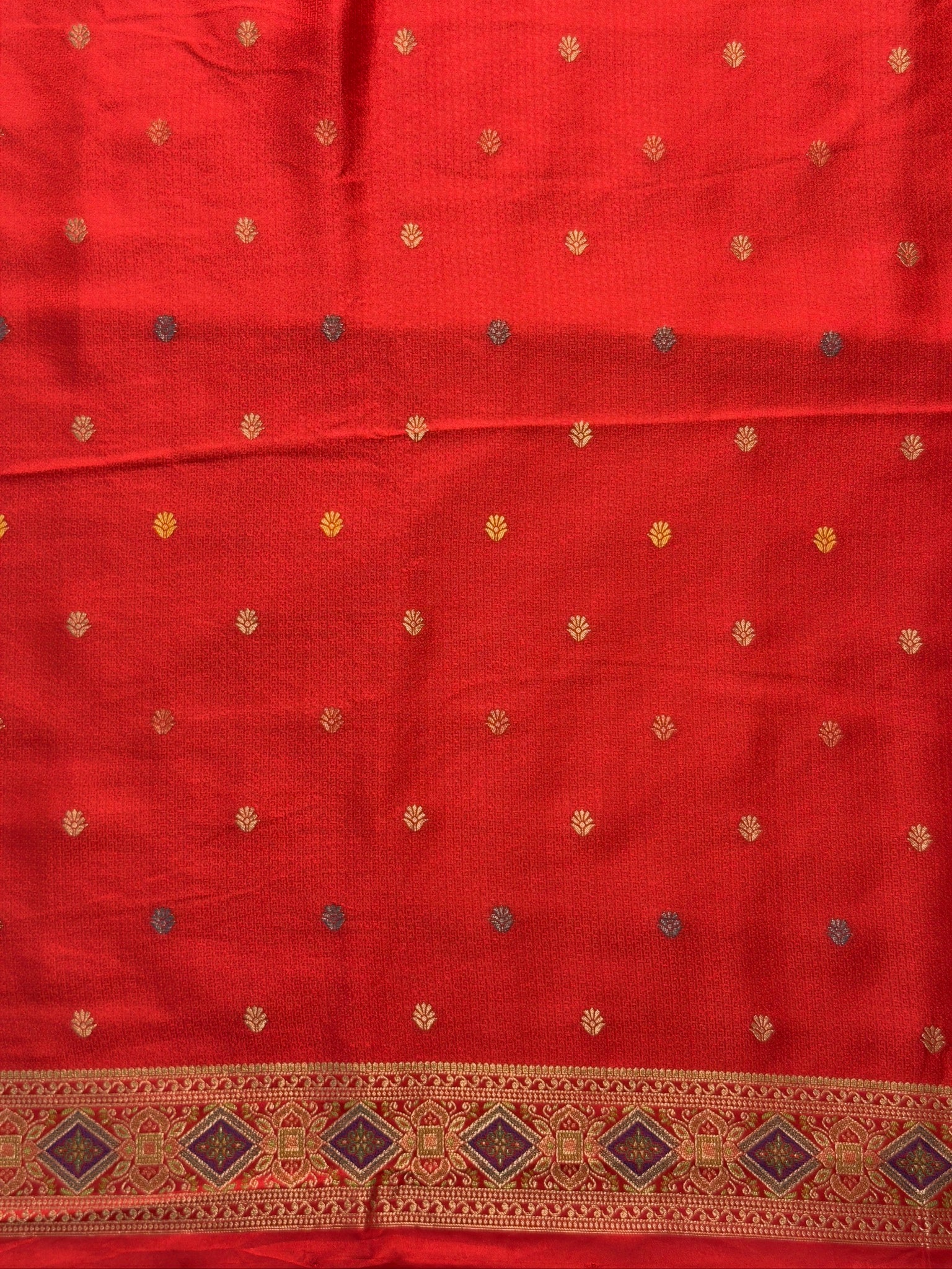 UTSAV BANARAS 417: Sunhara Red Satin Tanchoi Silk Saree with Meenakari Floral Peacock Border