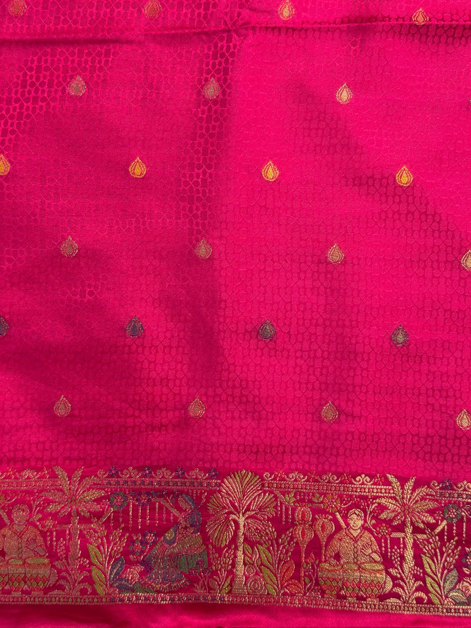 UTSAV BANARAS 416: Hot Pink Satin Tanchoi Silk Saree with Meenakari Floral Border & Rich Banarasi Weaving