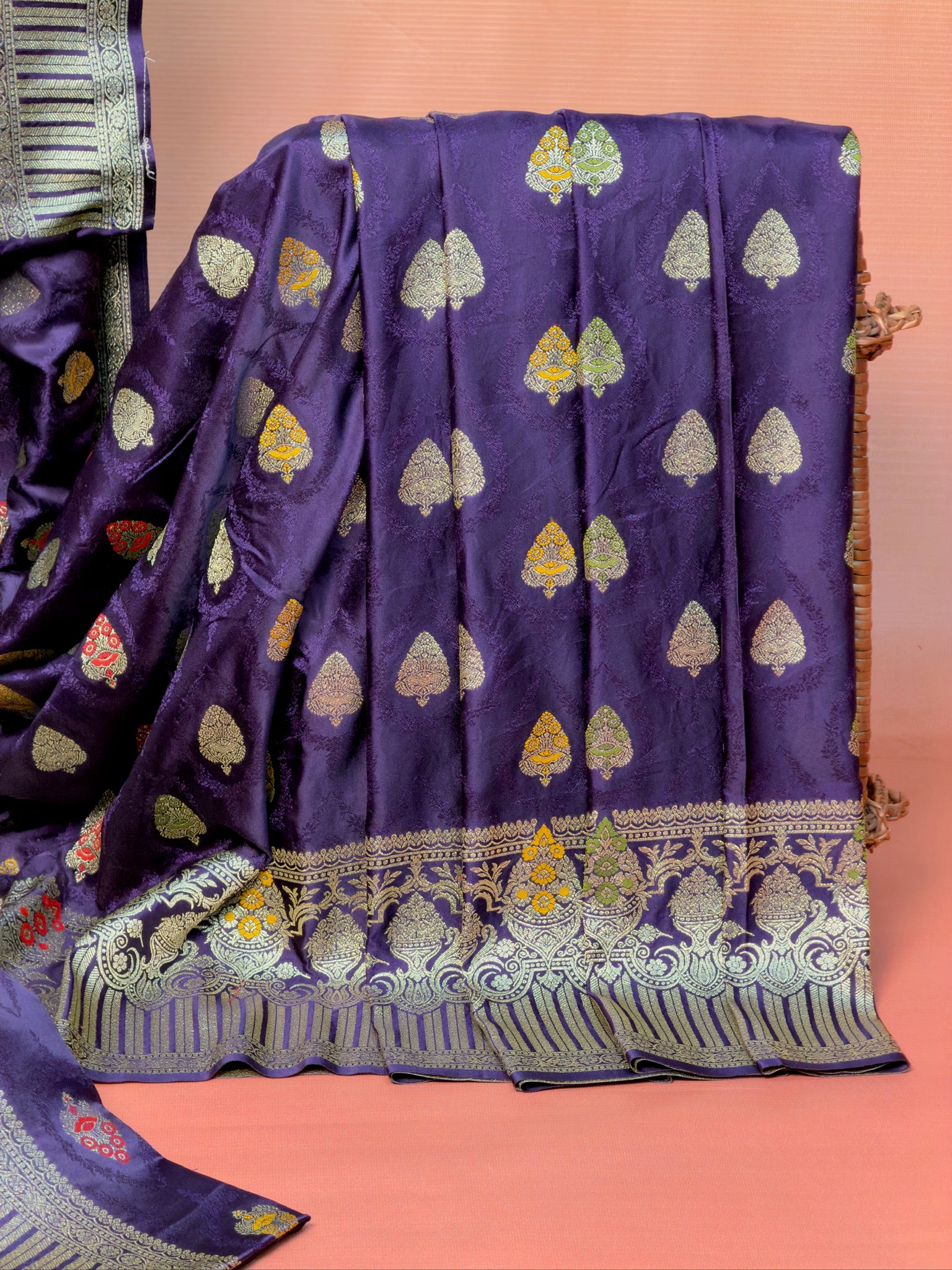 UTSAV BANARAS 419: Deep Violet Satin Mashru Silk Saree with Resham Weaving, Meenakari Floral Border & Matching Dupatta