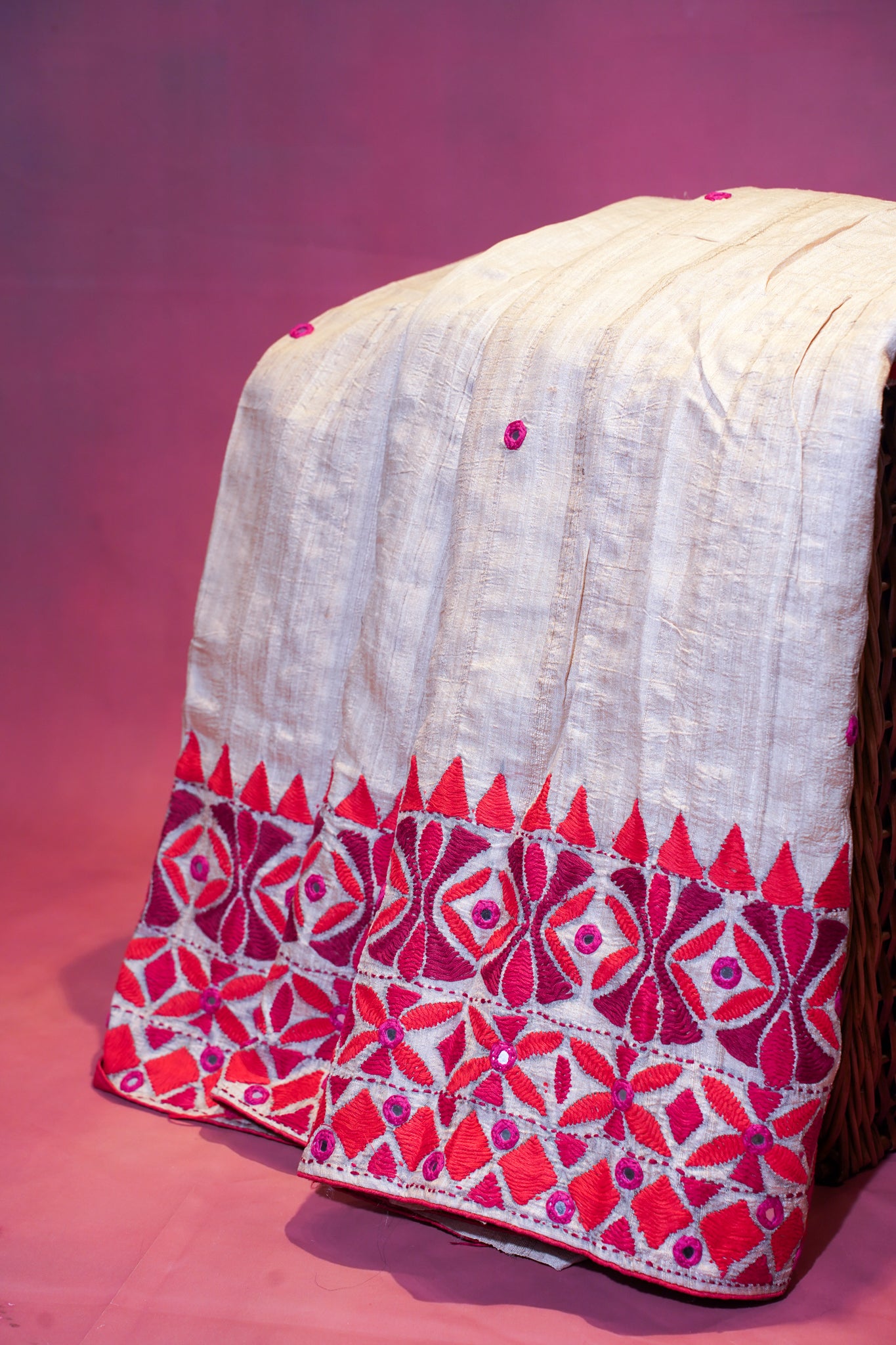 "VIRASAT 260" Banarasi Kosa Silk Kachhi Kadhai Hnadicraft Mirror Work Saree